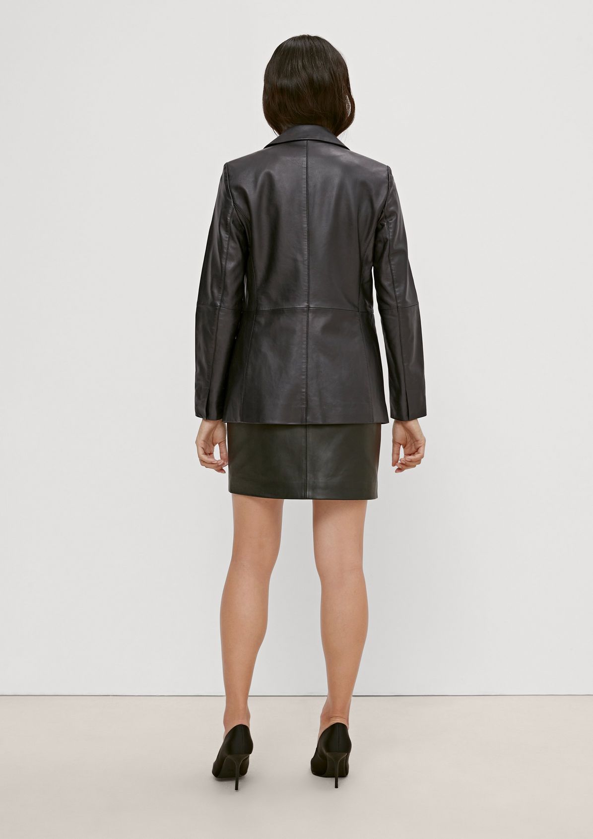 Lamb leather blazer from comma
