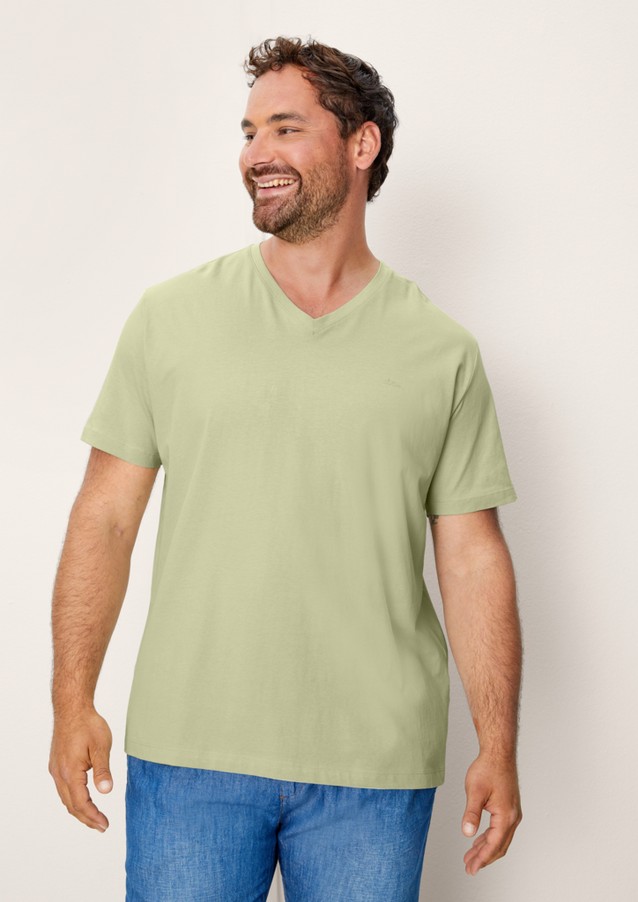 Hommes Big Sizes | T-shirt en jersey à encolure en V - VZ55011