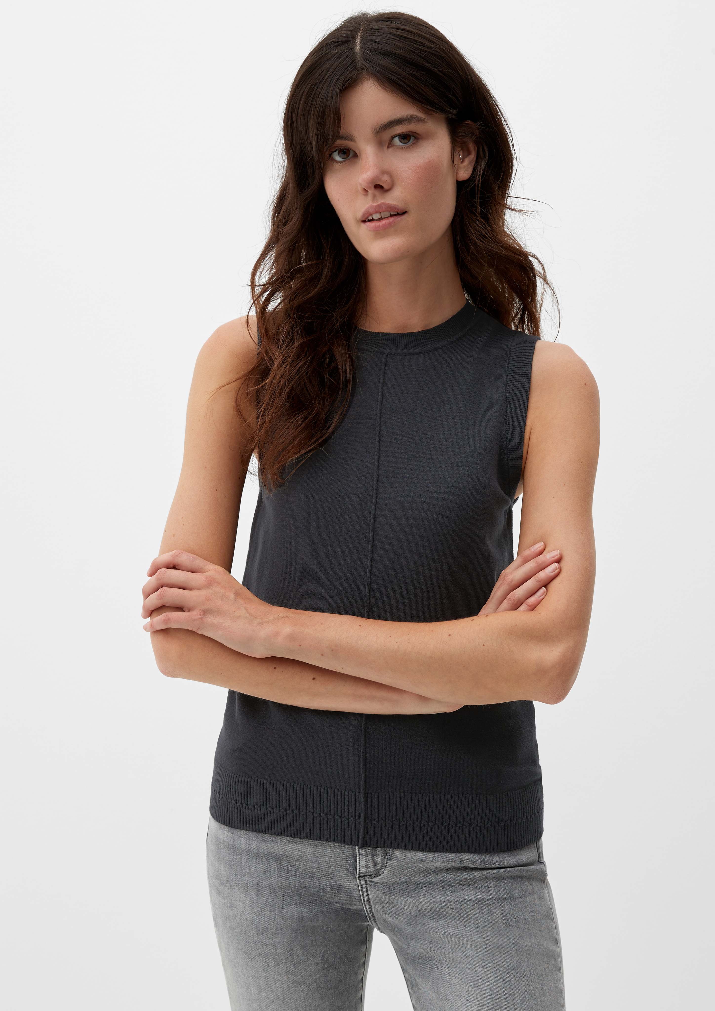 Knitted vest