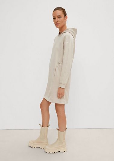 Sweatshirt dress with a hood from comma