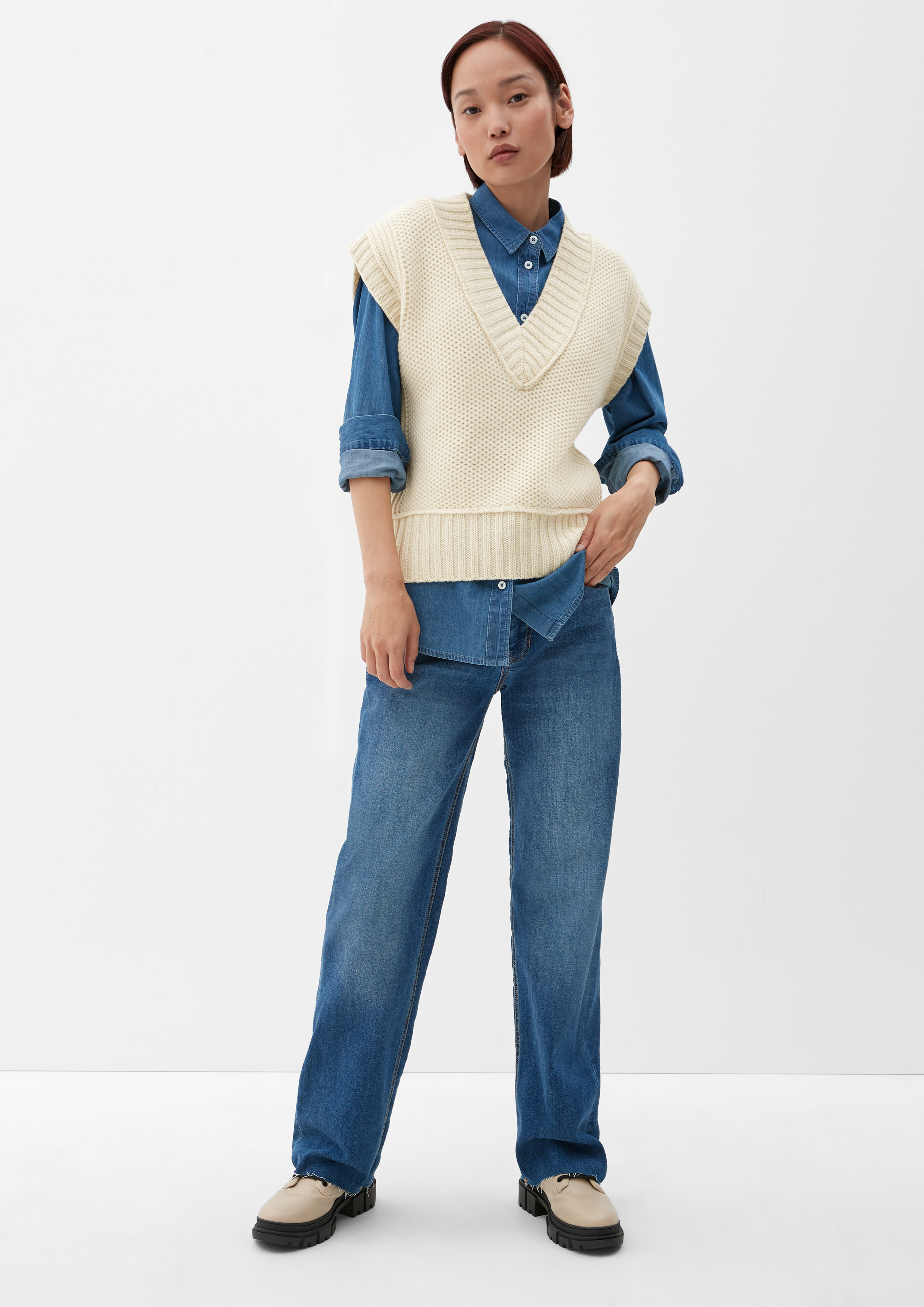 Knitted pullover