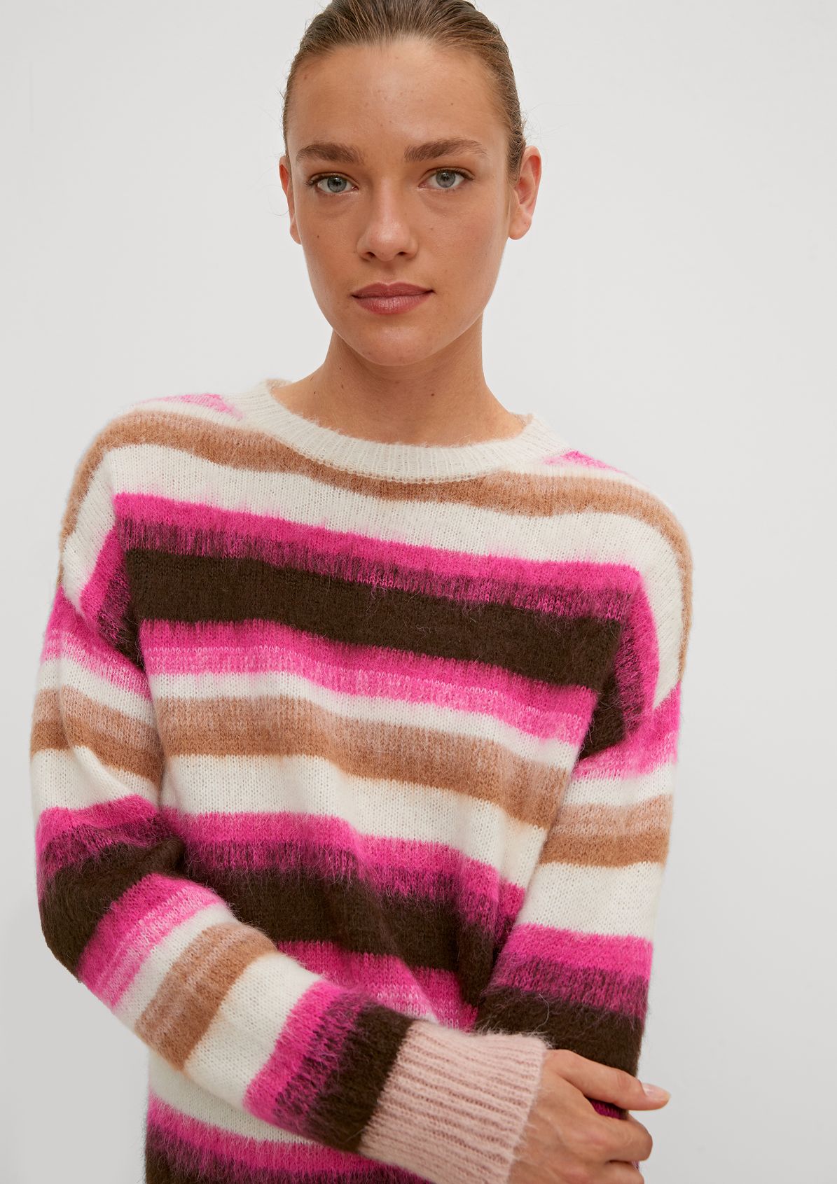 Knitted jumper with stripes in graduated colour from comma