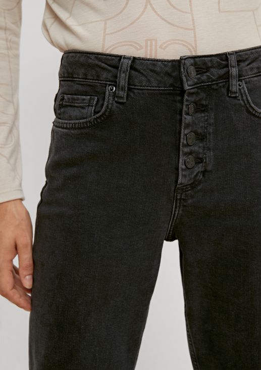 Jeans aus Baumwollstretch mit Flared Leg 
