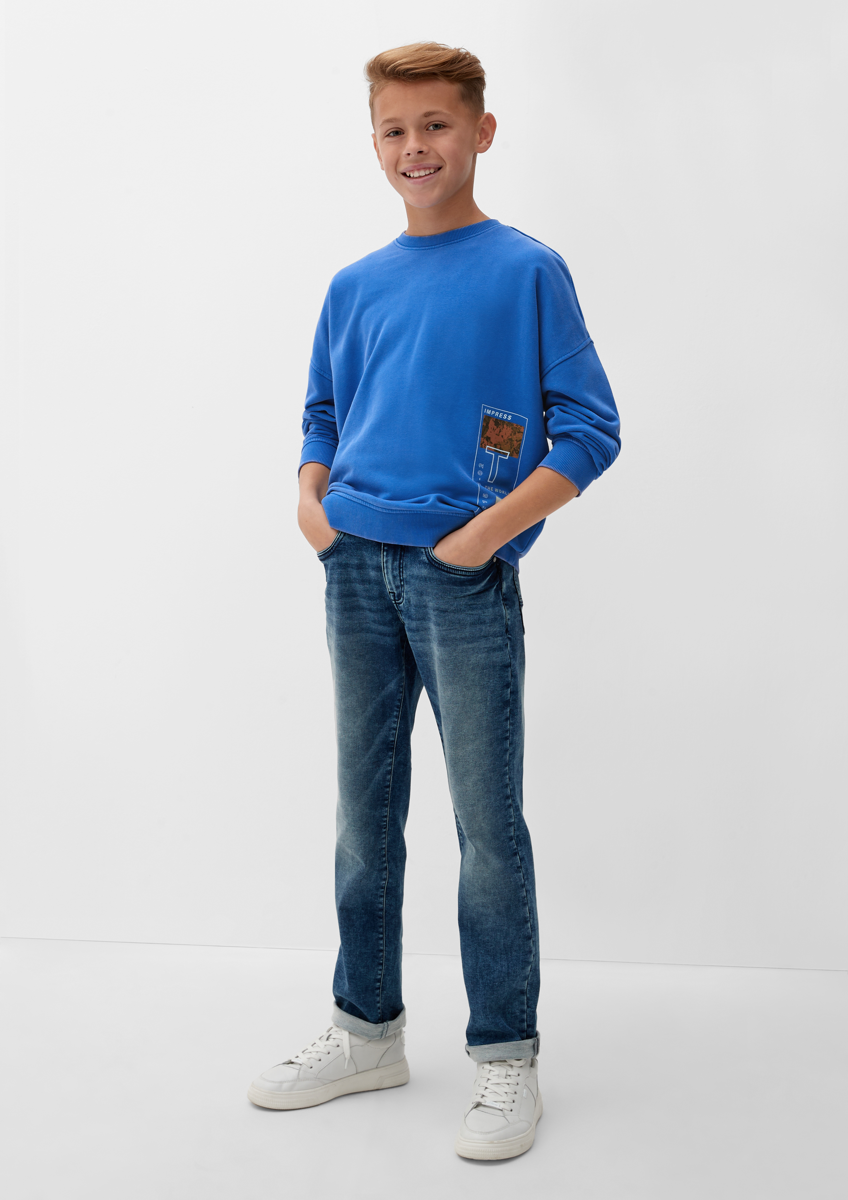 Sweatshirt