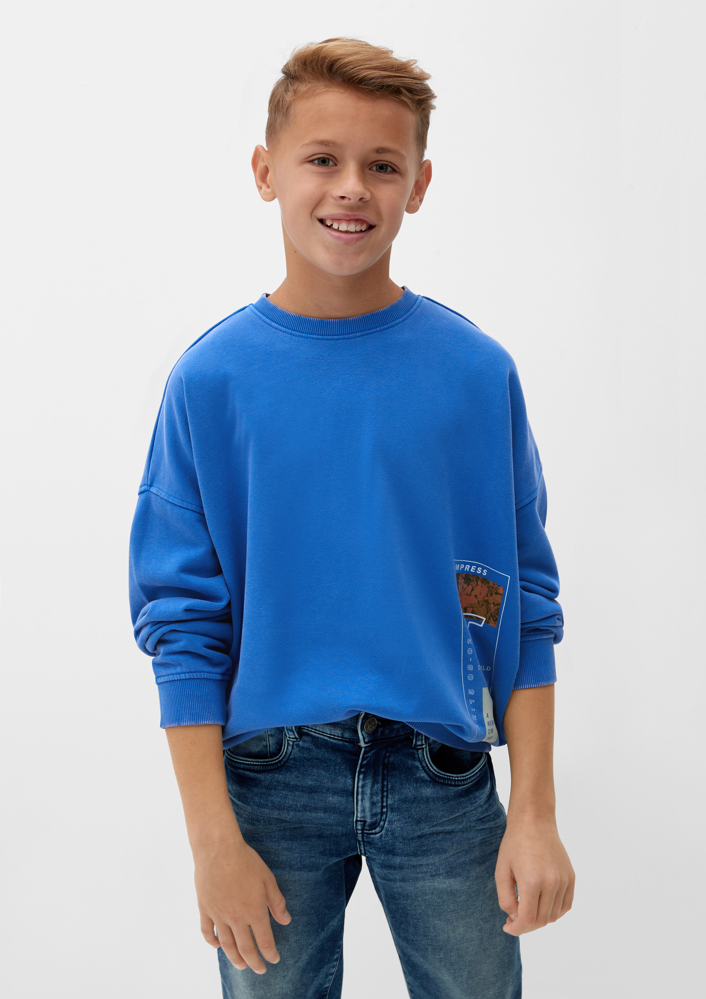 Sweatshirt