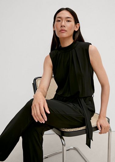 Elegant jumpsuit with pleats from comma