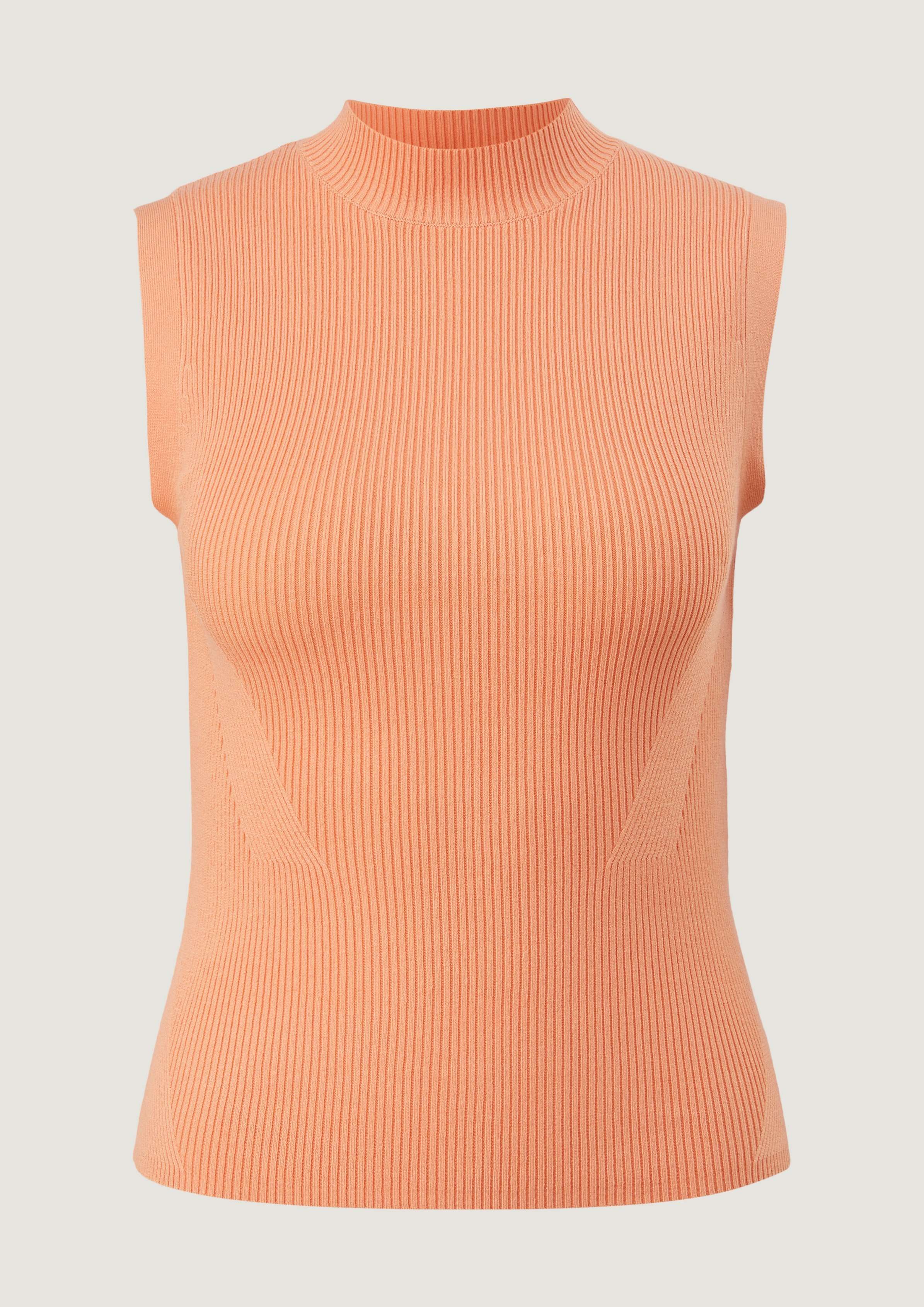 2115