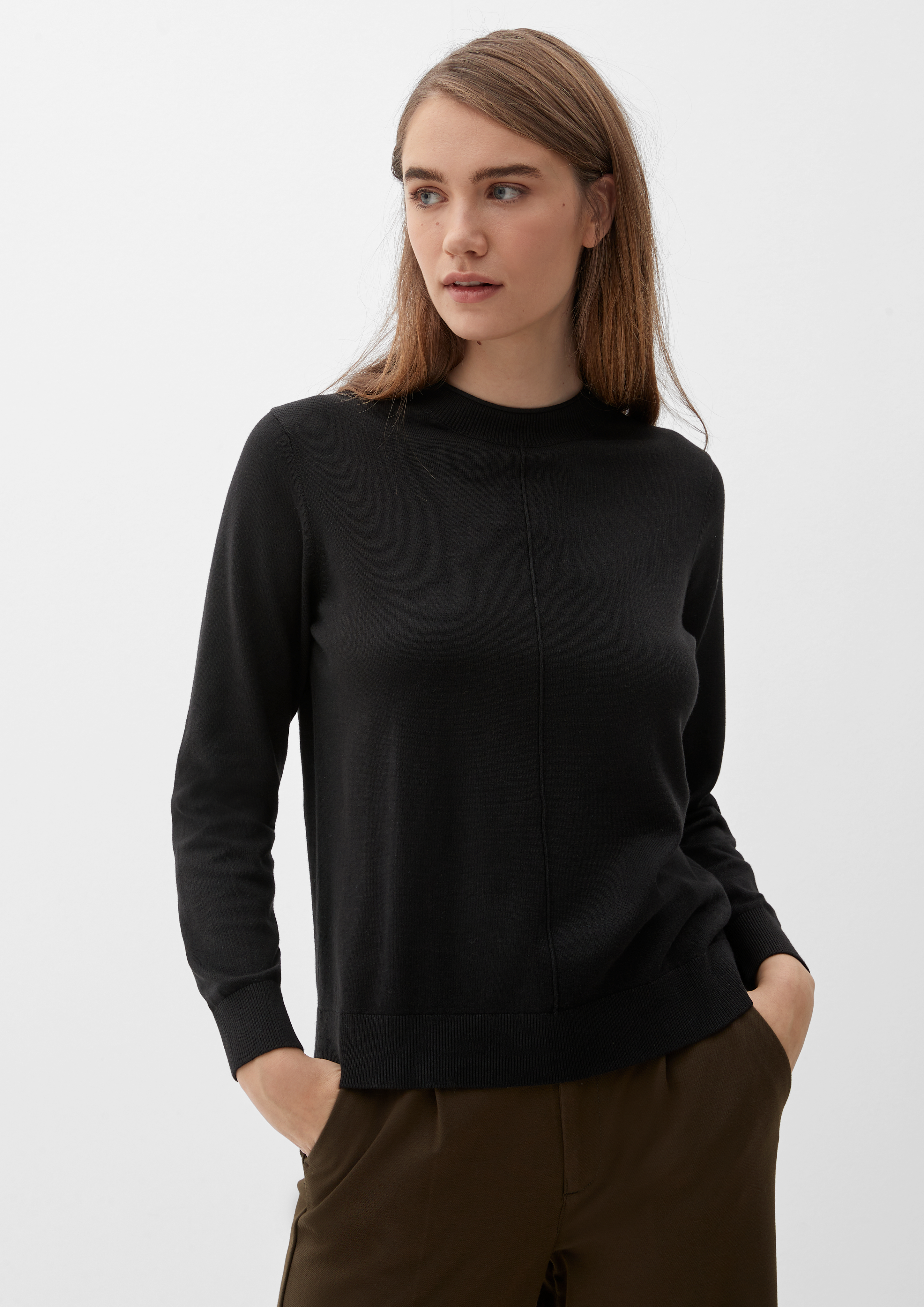 Knitted pullover