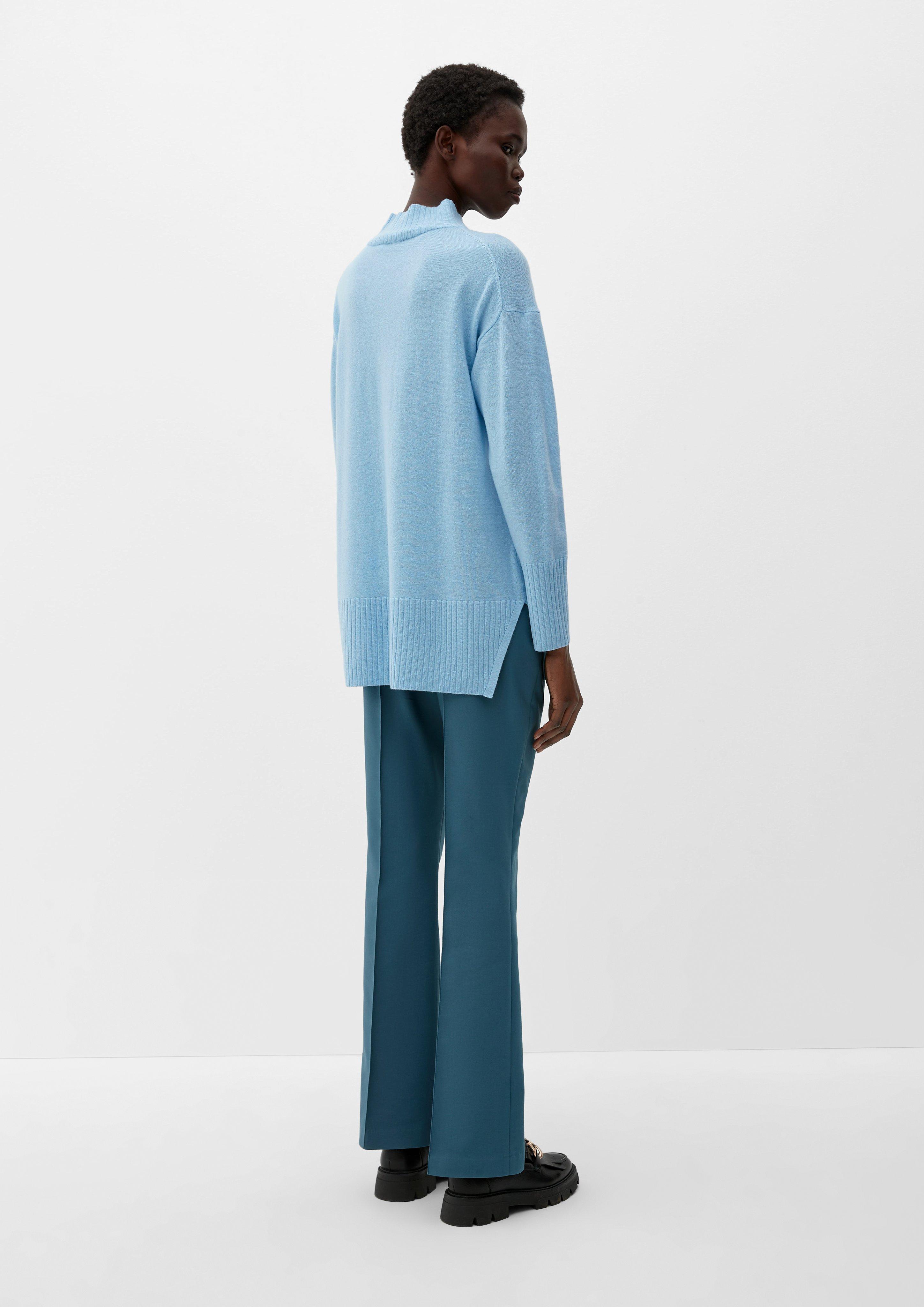 Knitted pullover