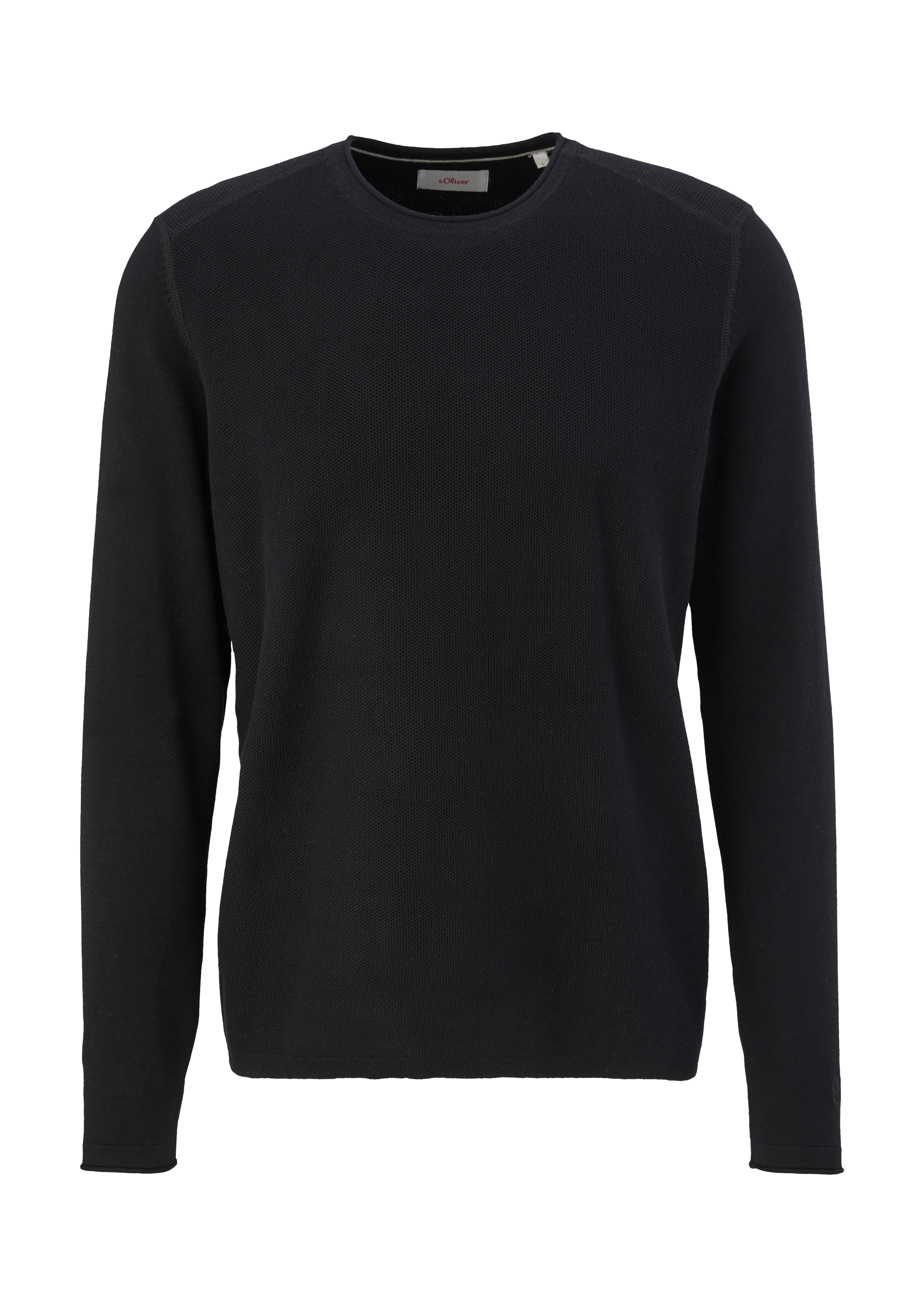 Knitted pullover