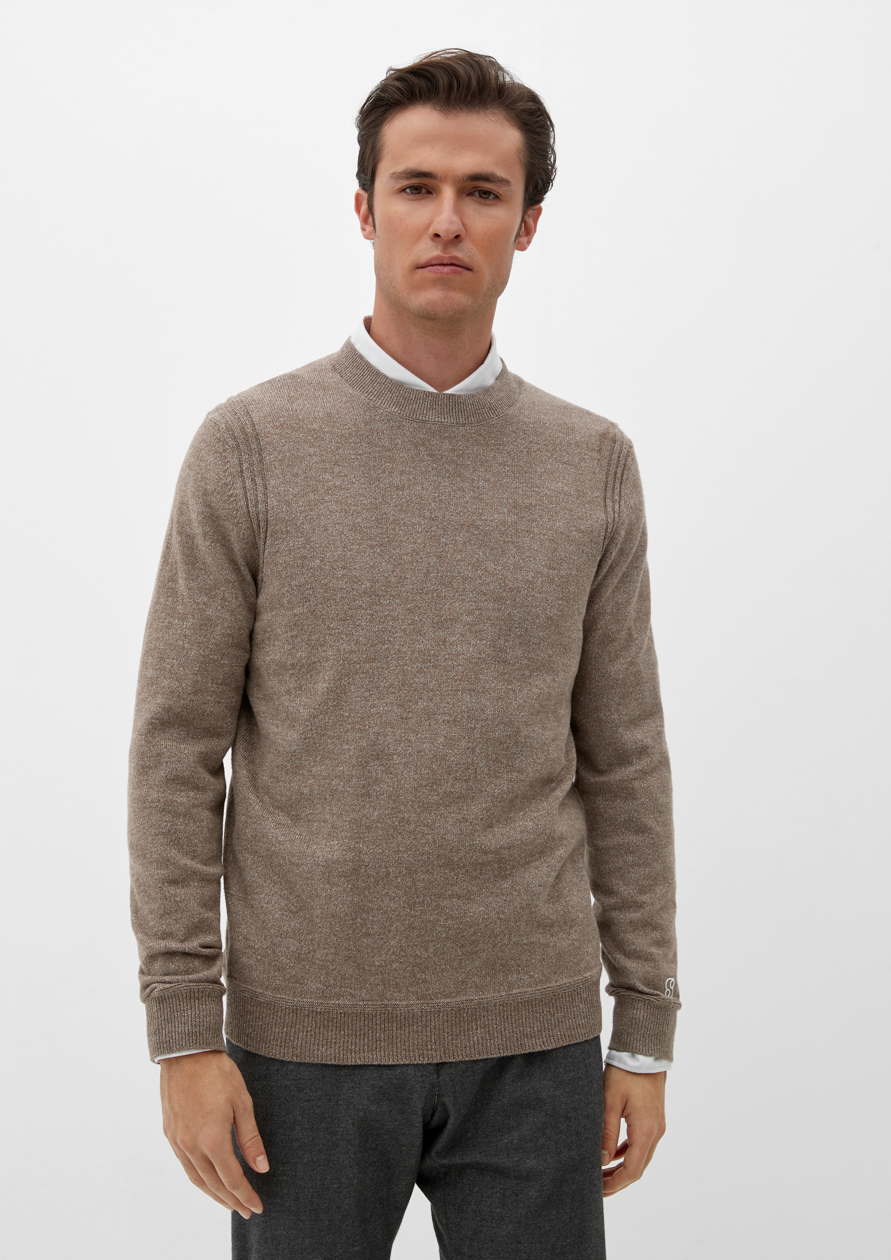 Knitted pullover
