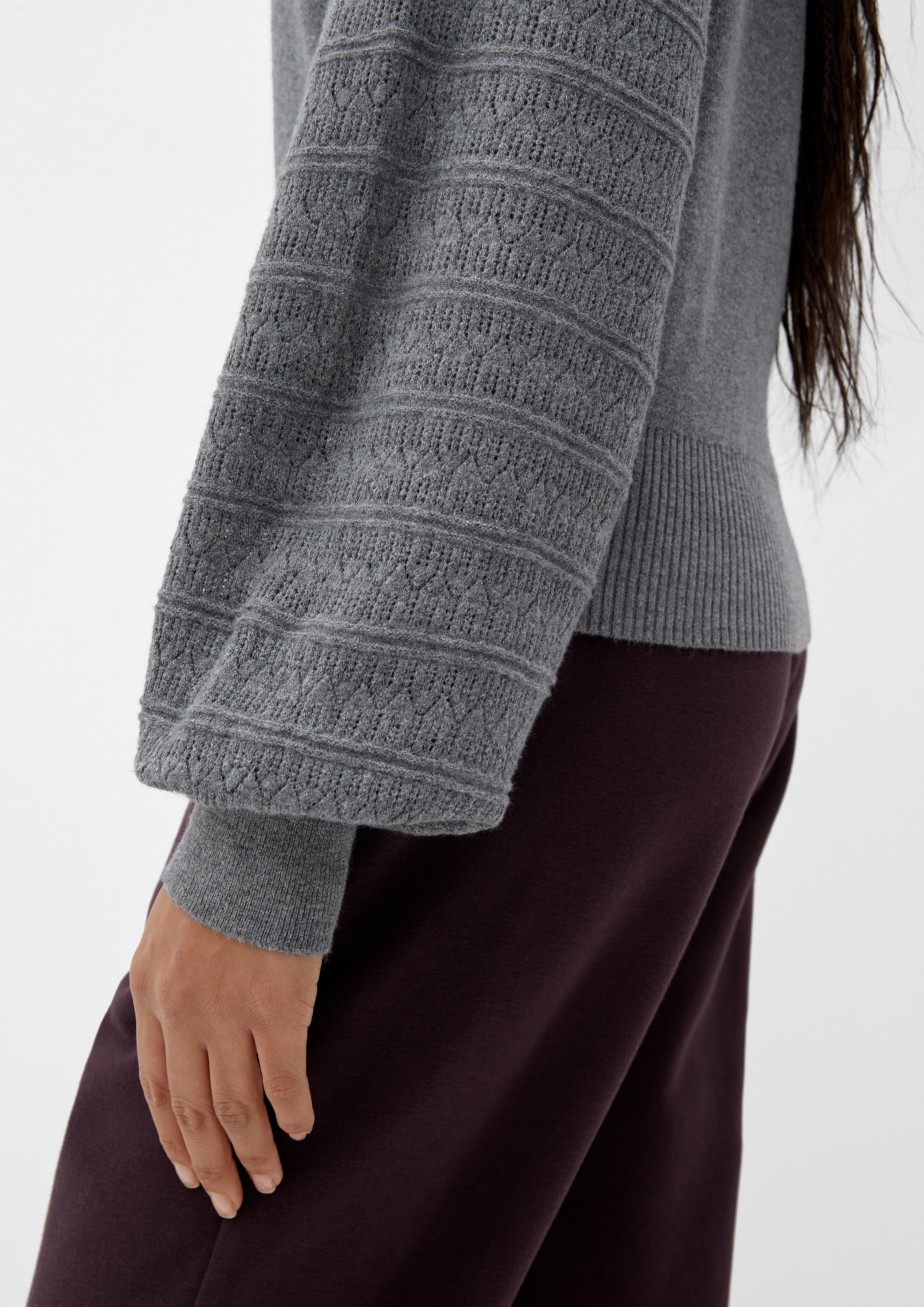 Knitted pullover