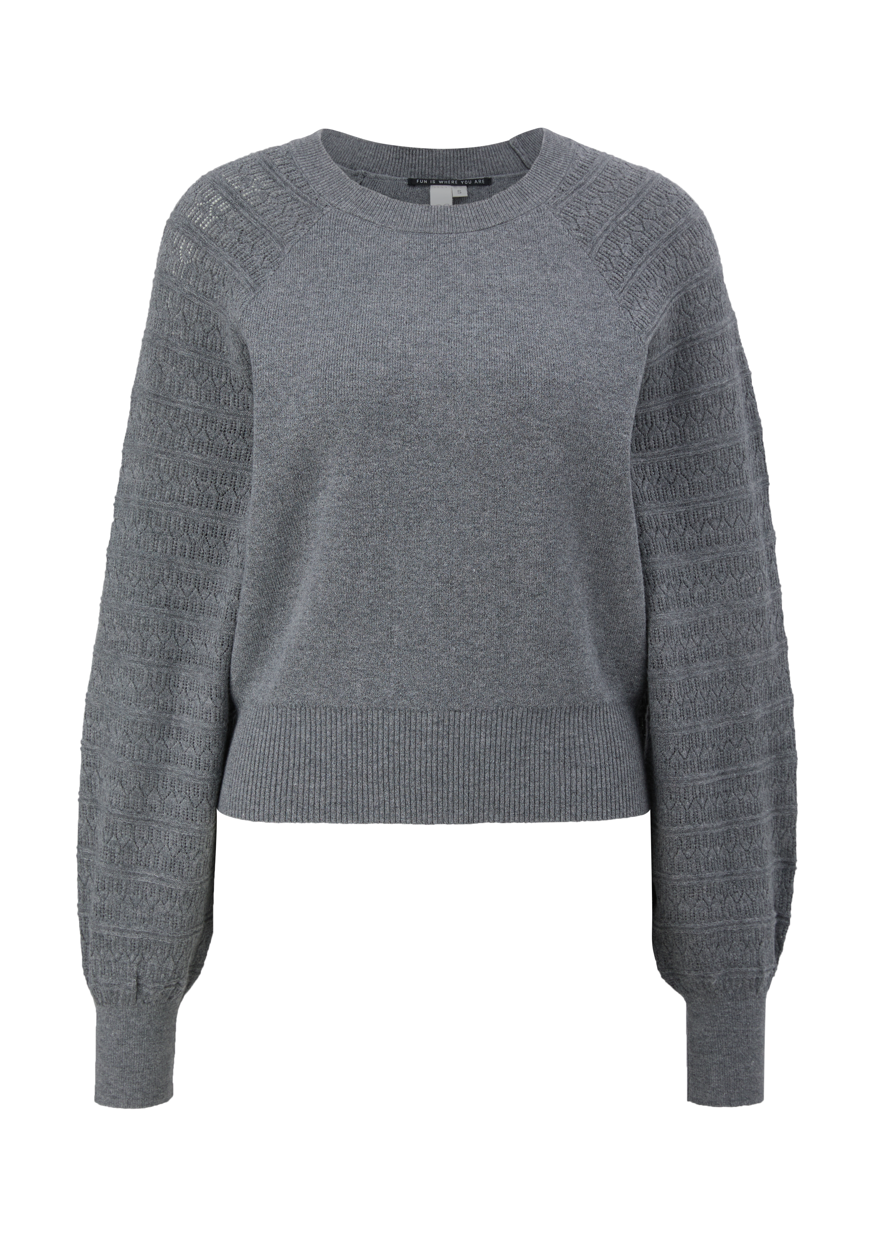 Knitted pullover