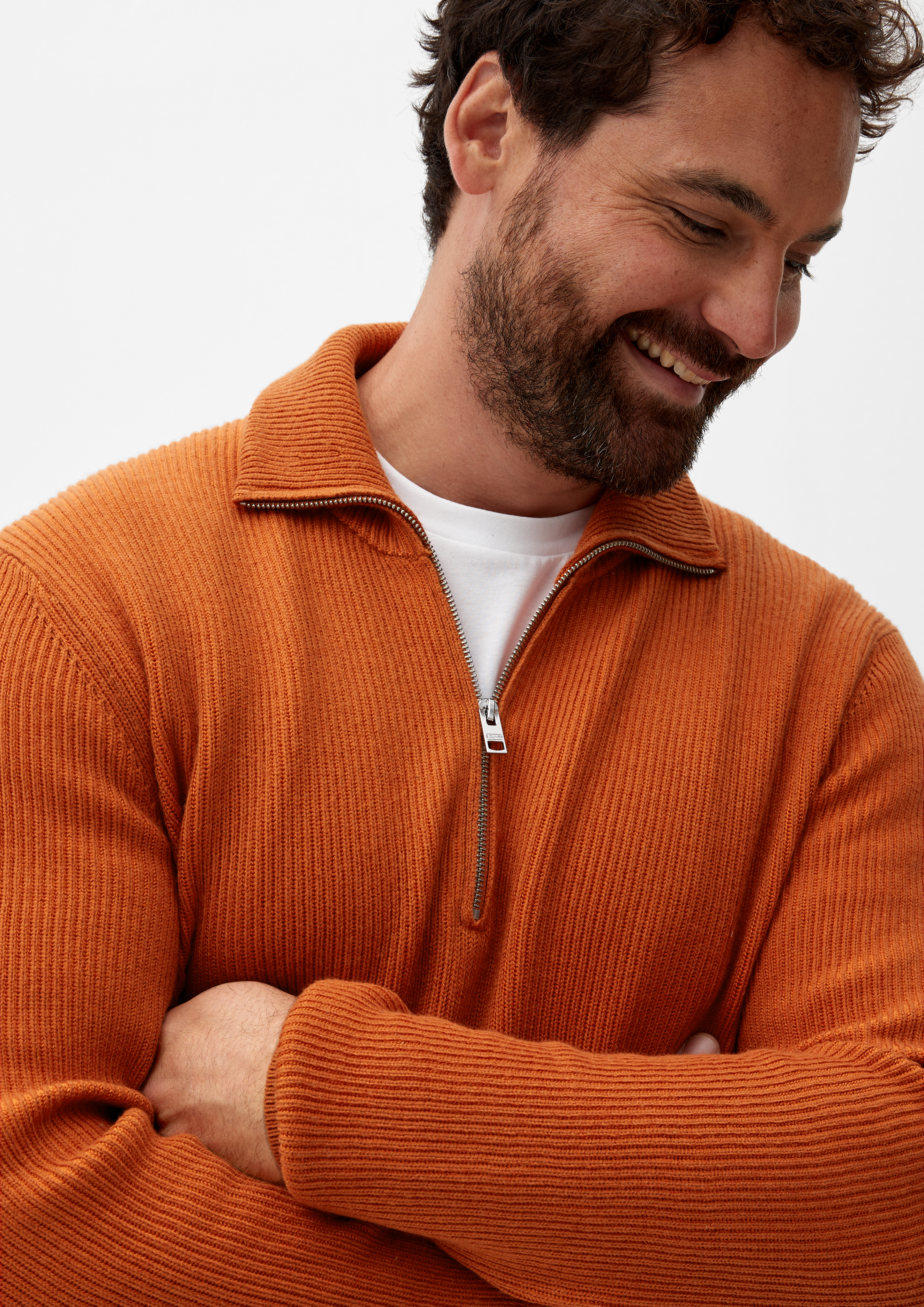 Knitted pullover