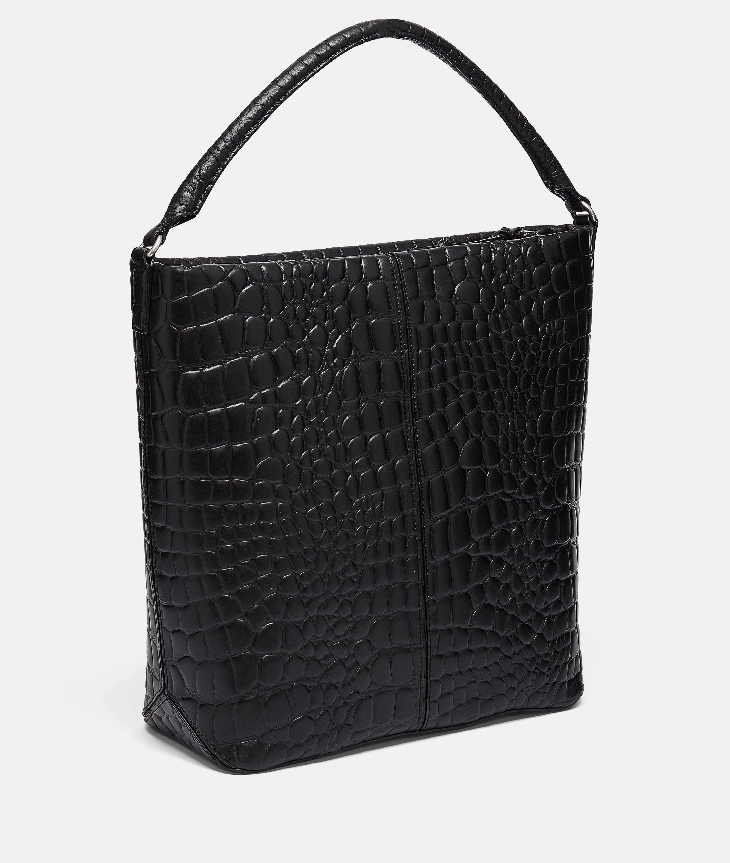 Annie Hobo L