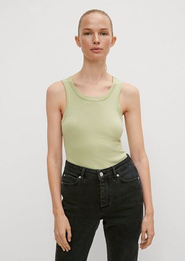 Blended modal top from comma