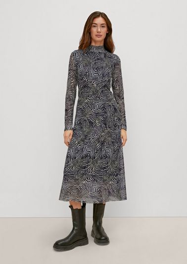 Midi dress with a stand-up collar from comma