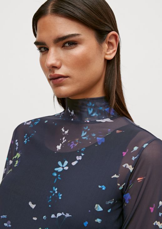 Mesh top with an all-over print from comma