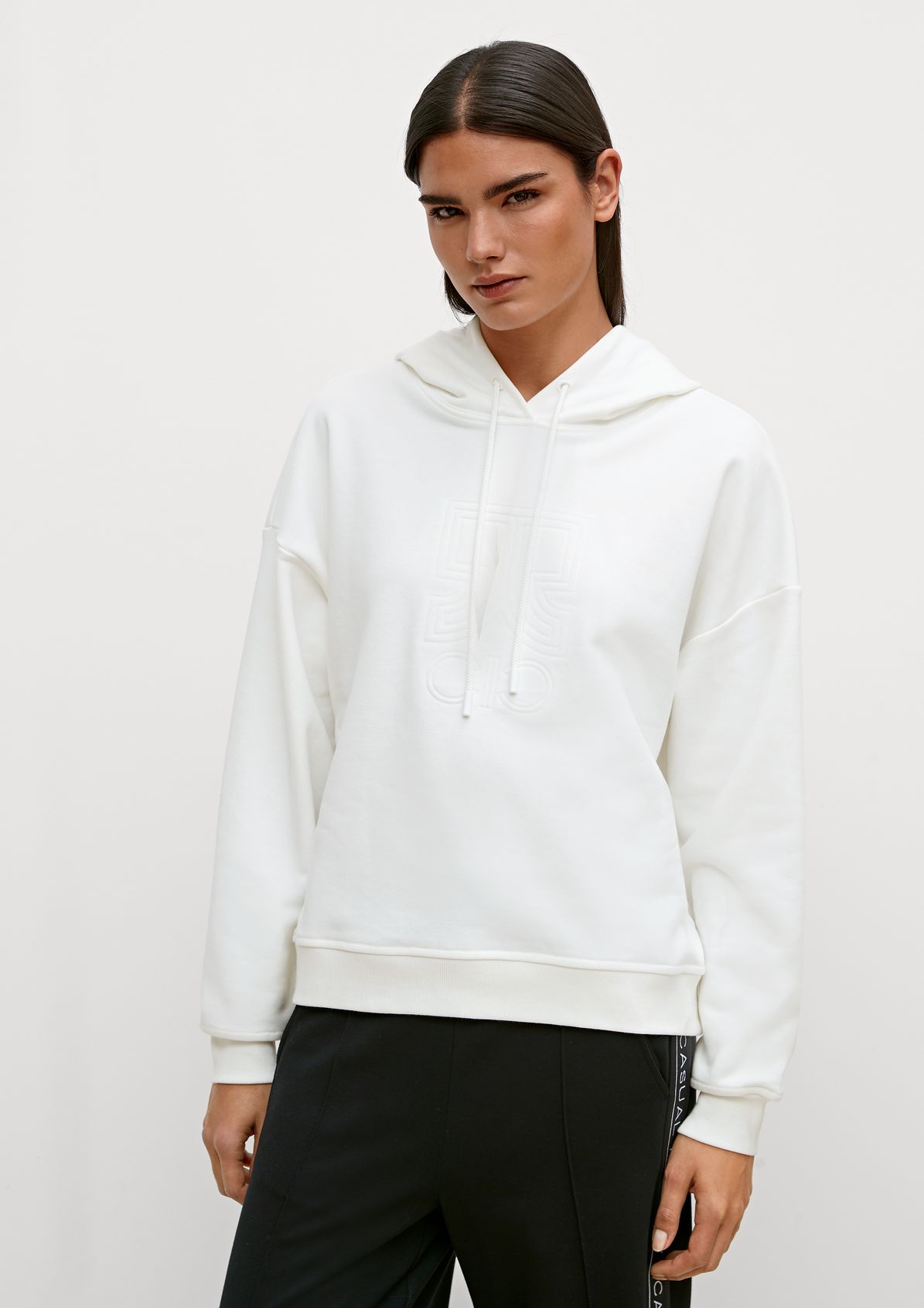 Hooded sweatshirt with an embossed print from comma