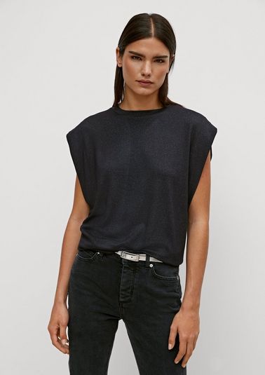 Sleeveless top with glitter from comma