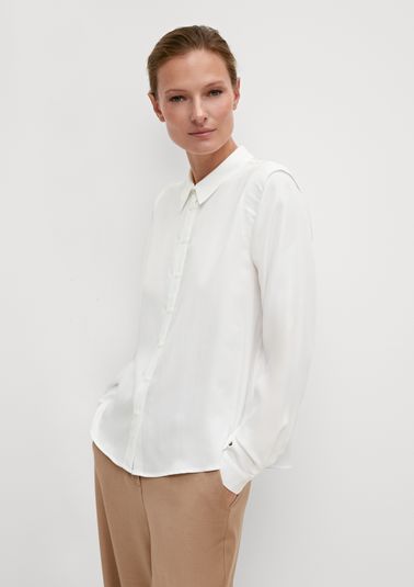 Blouse in a layered look from comma