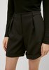 Relaxed: Shorts with a fixed turn-up hem from comma