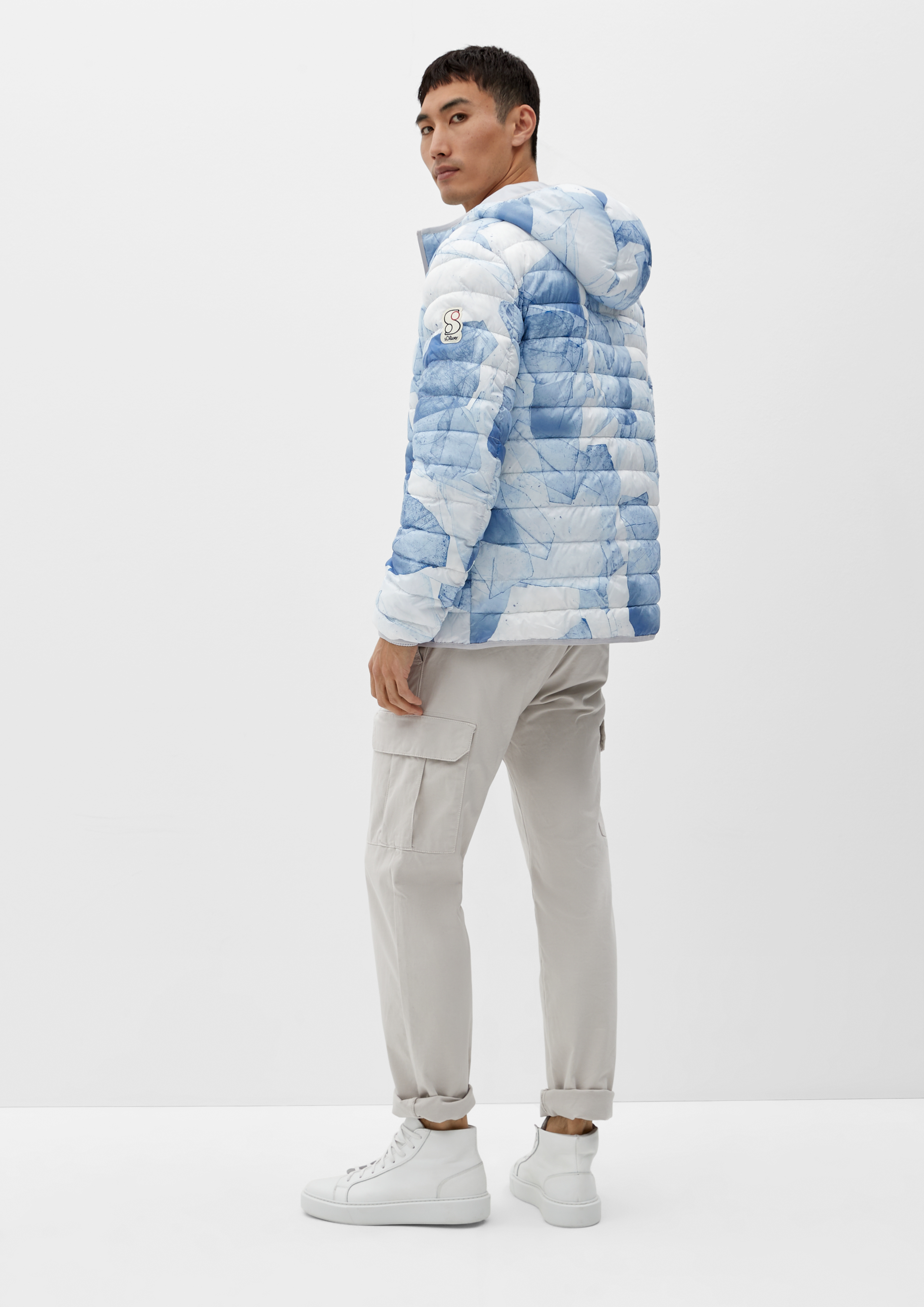 Outdoor jacket