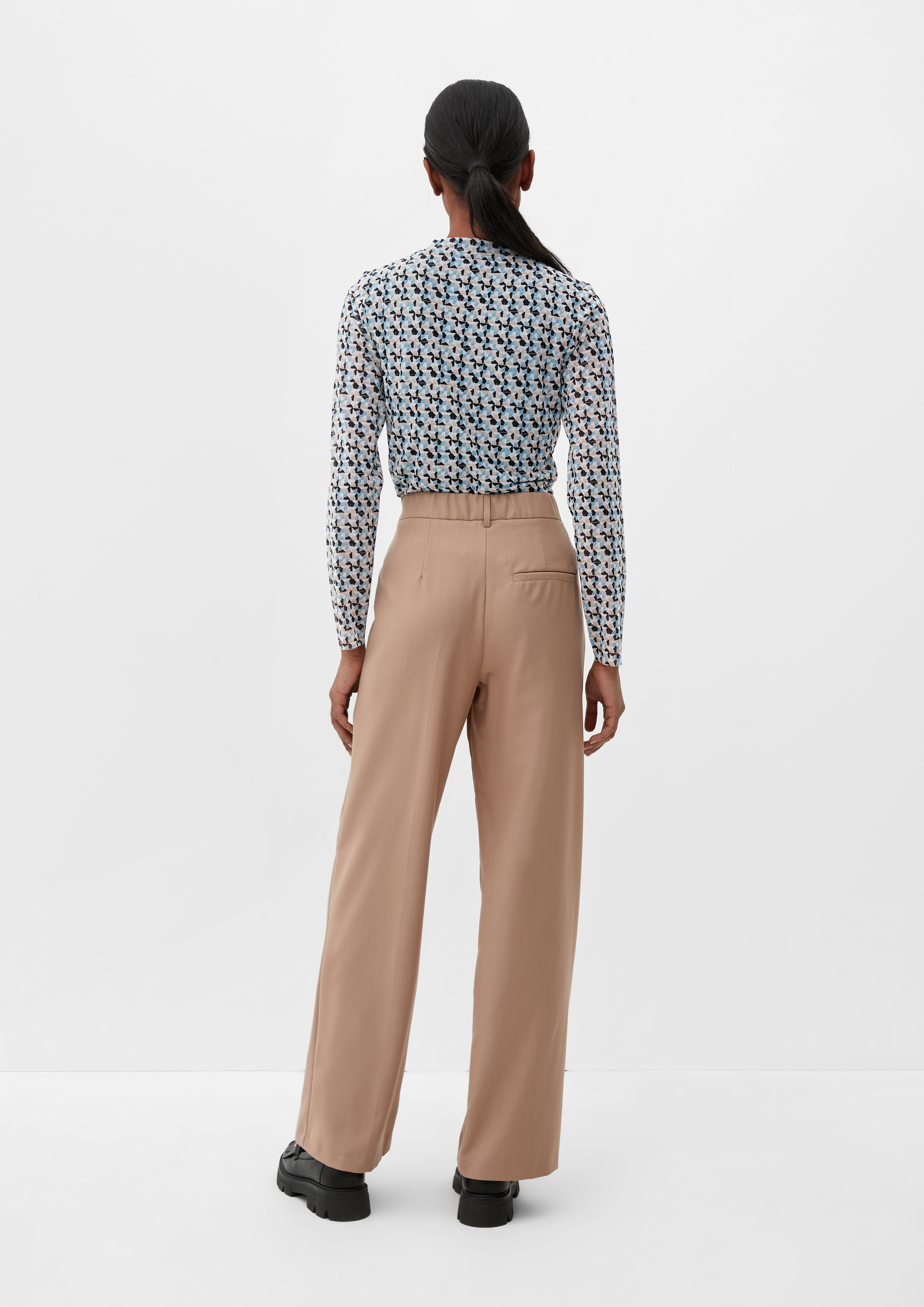 Long sleeve top