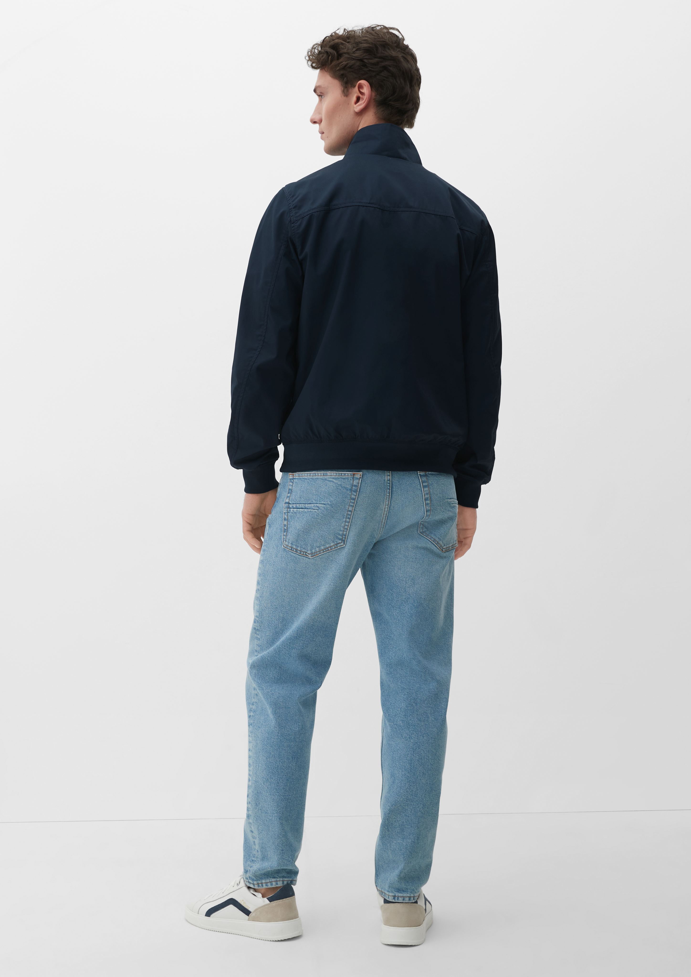 Outdoor jacket