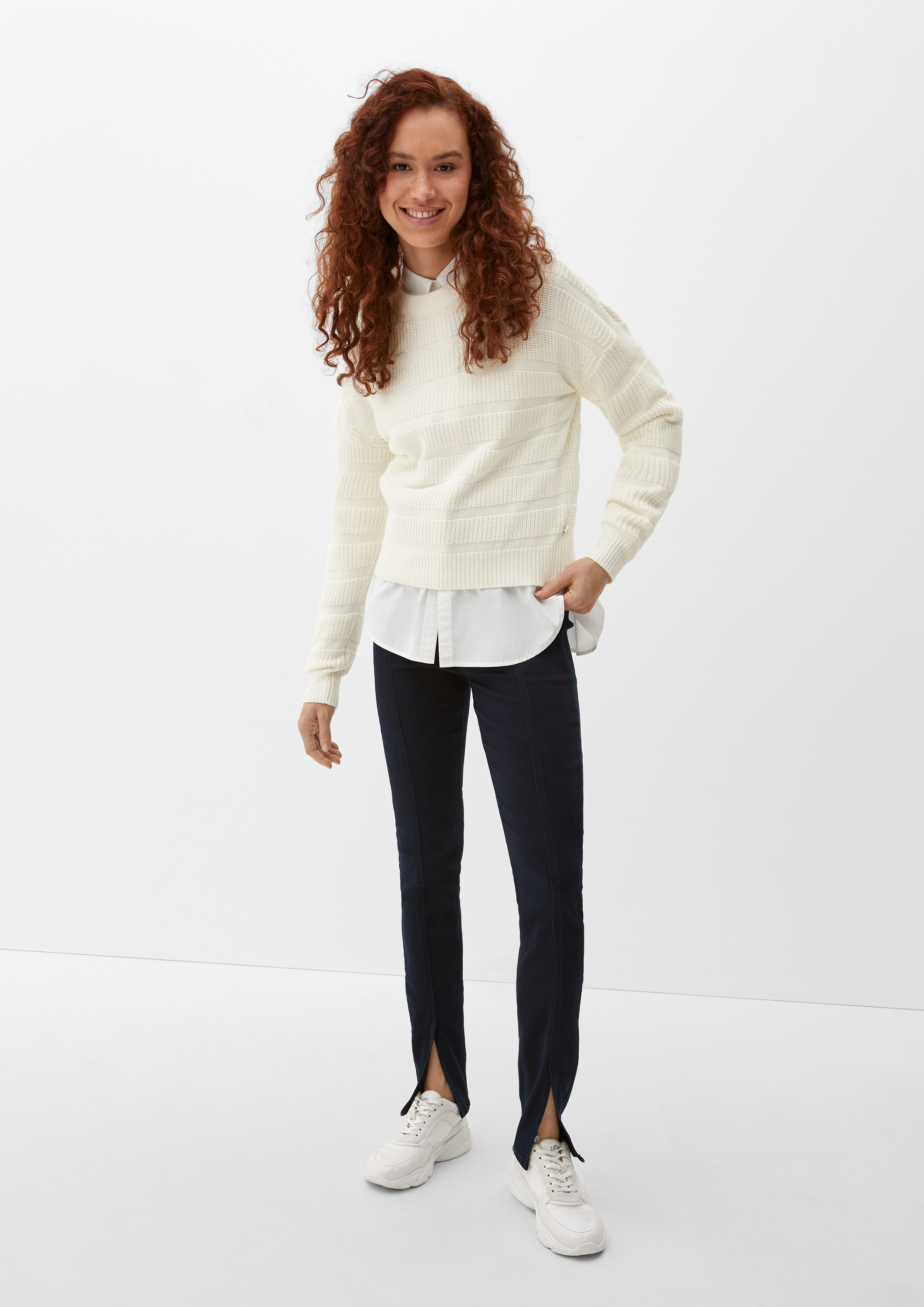 Knitted pullover