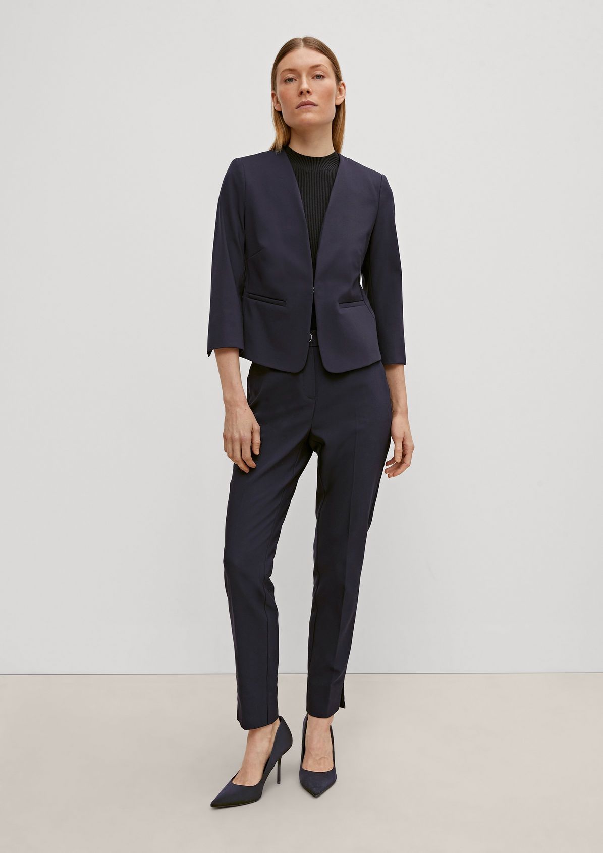 Cropped fit blazer from comma