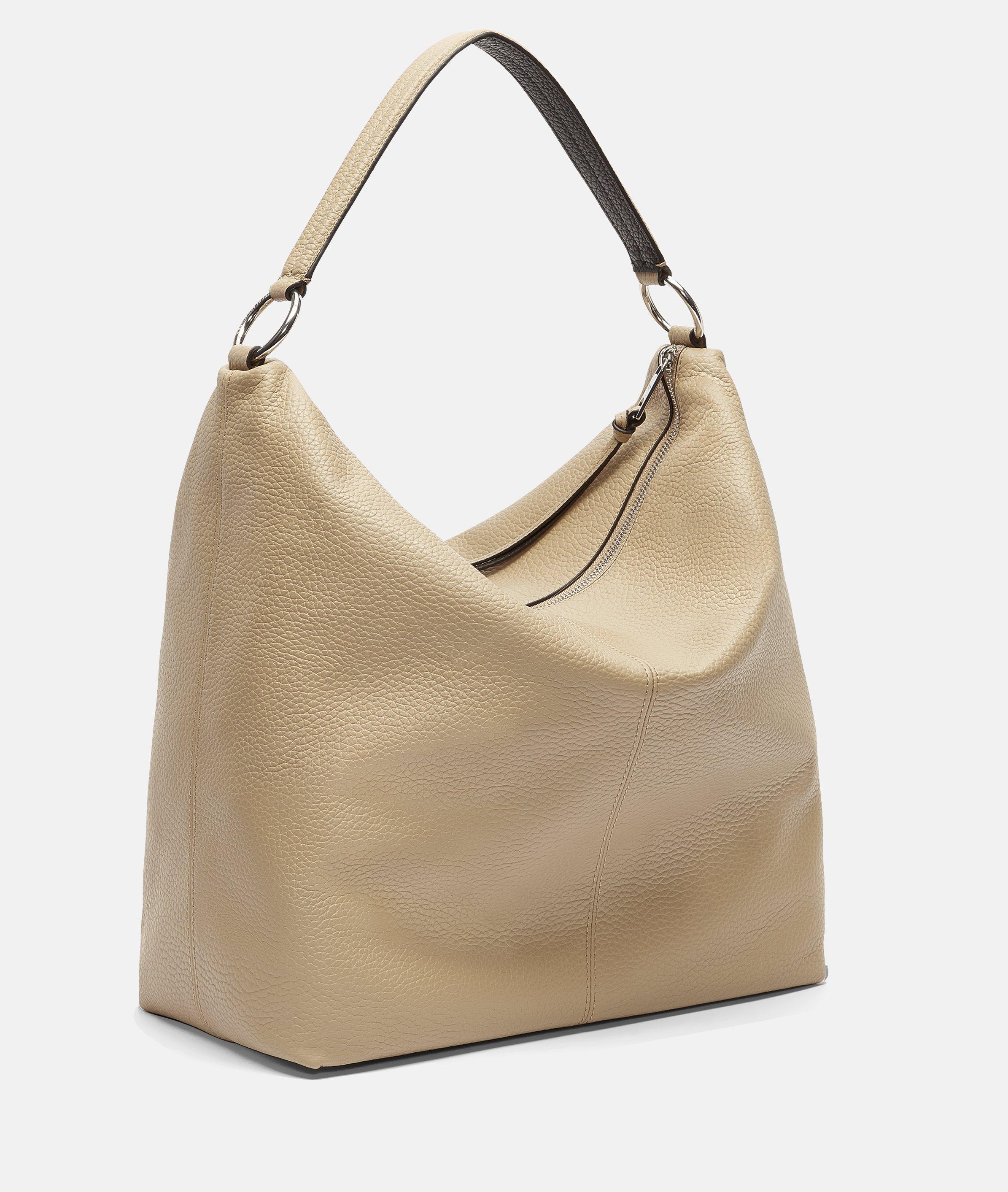 Aissa Hobo L