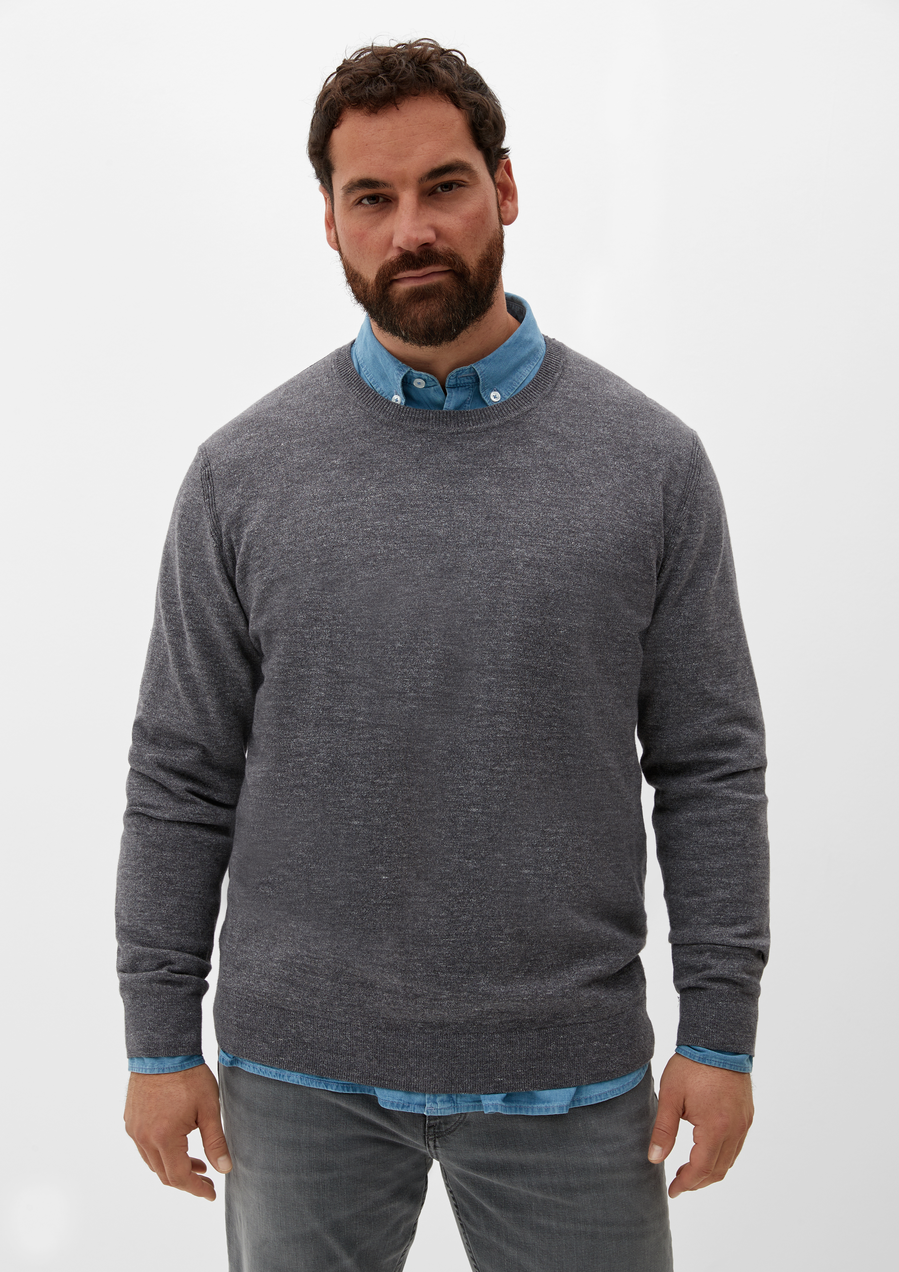 Knitted pullover