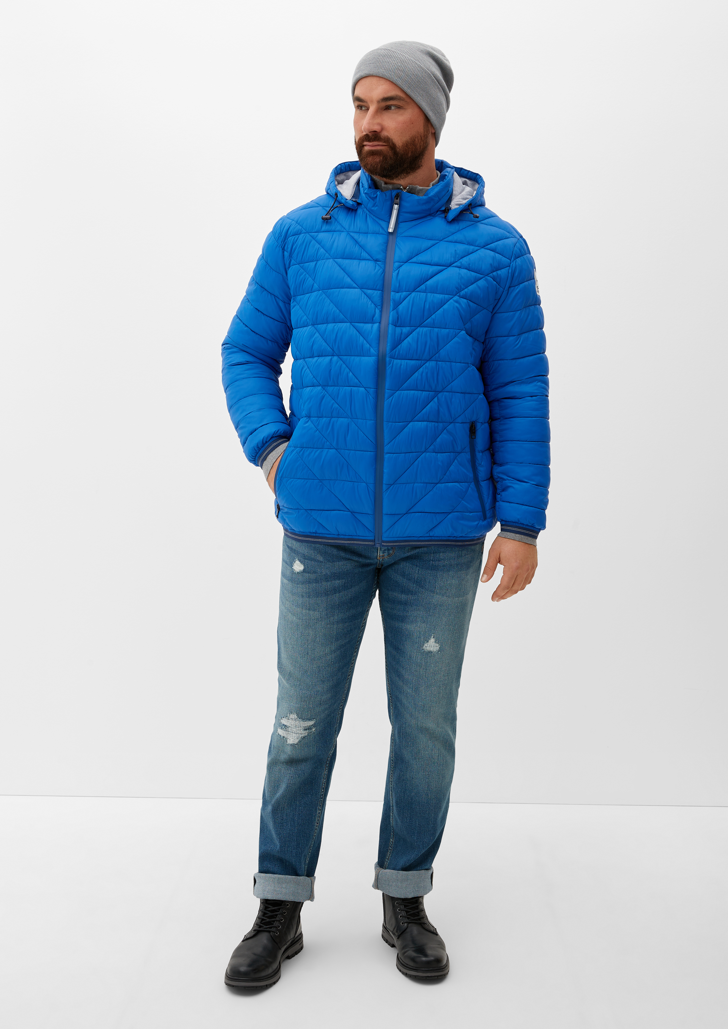 Outdoor jacket