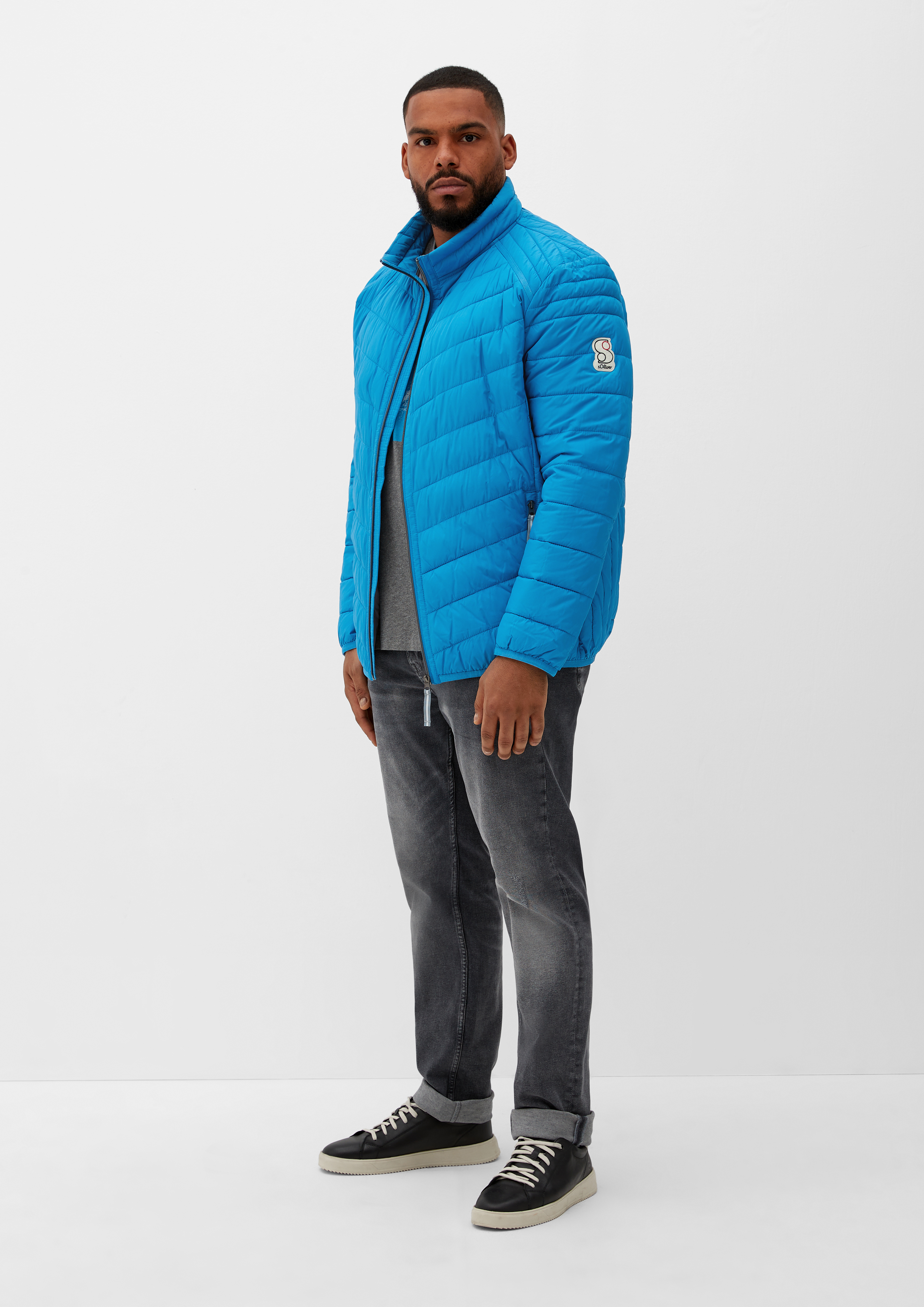 Outdoor jacket