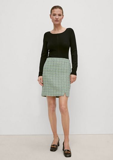 Skirt with a bouclé texture from comma