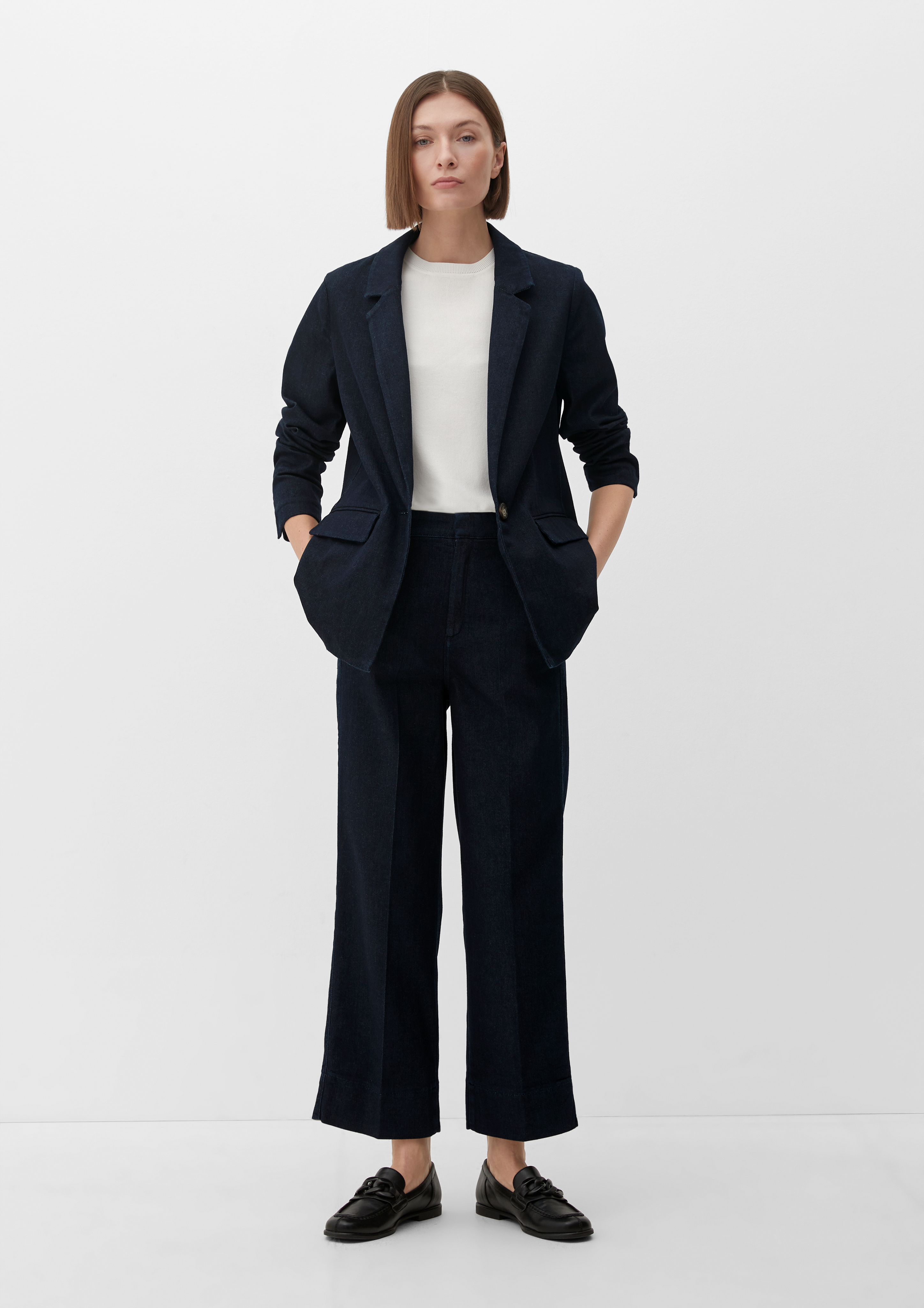 Indoor blazer