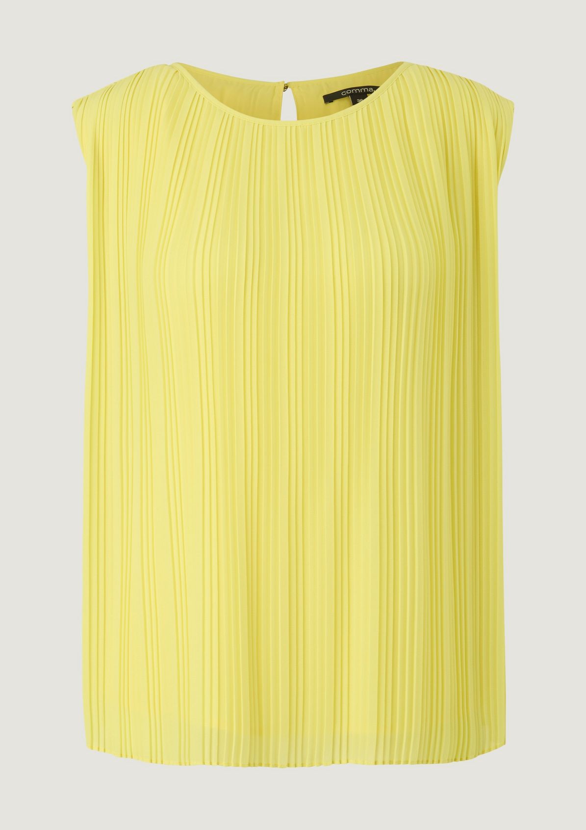 Blouse with pleats from comma