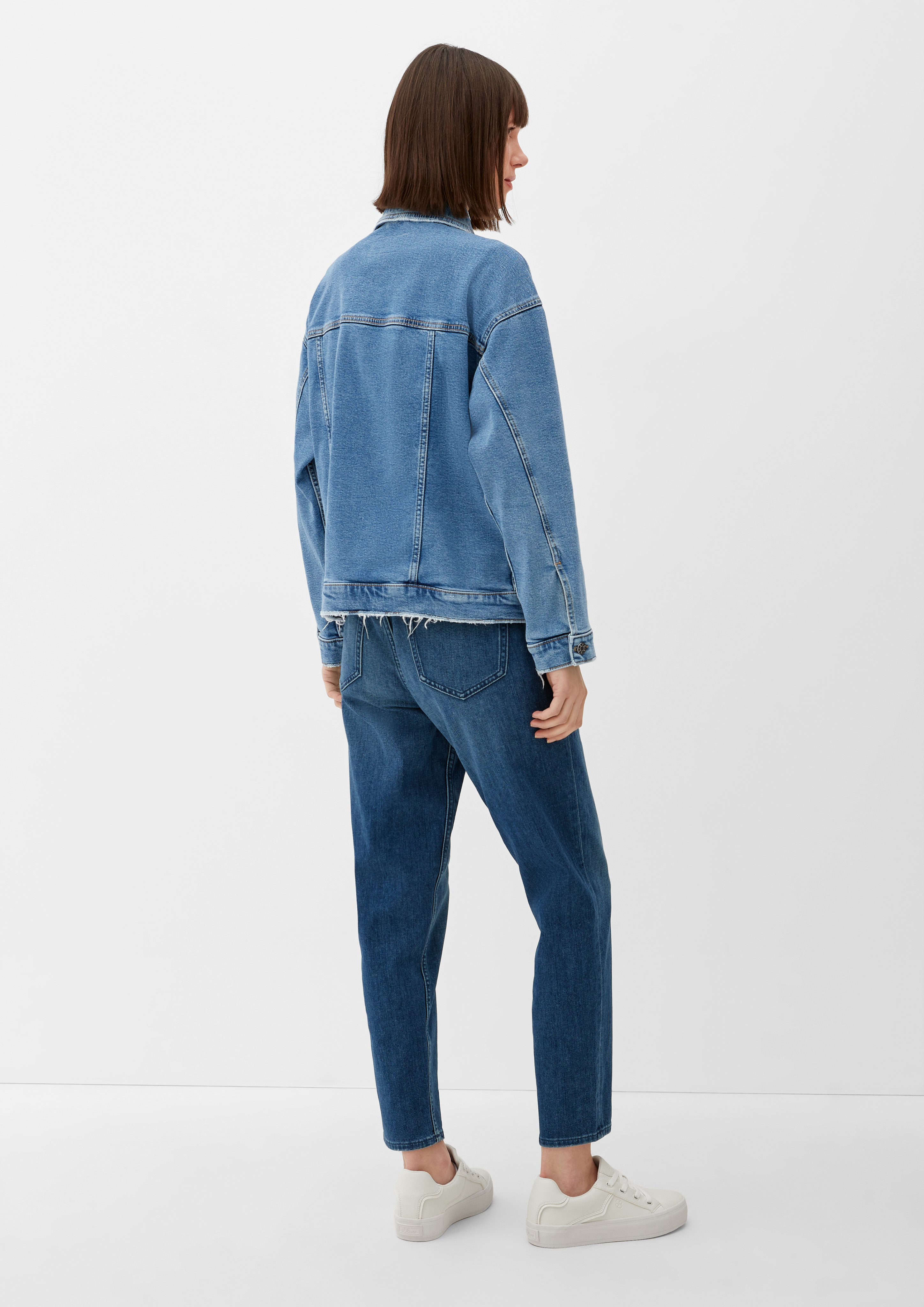Indoor jacket