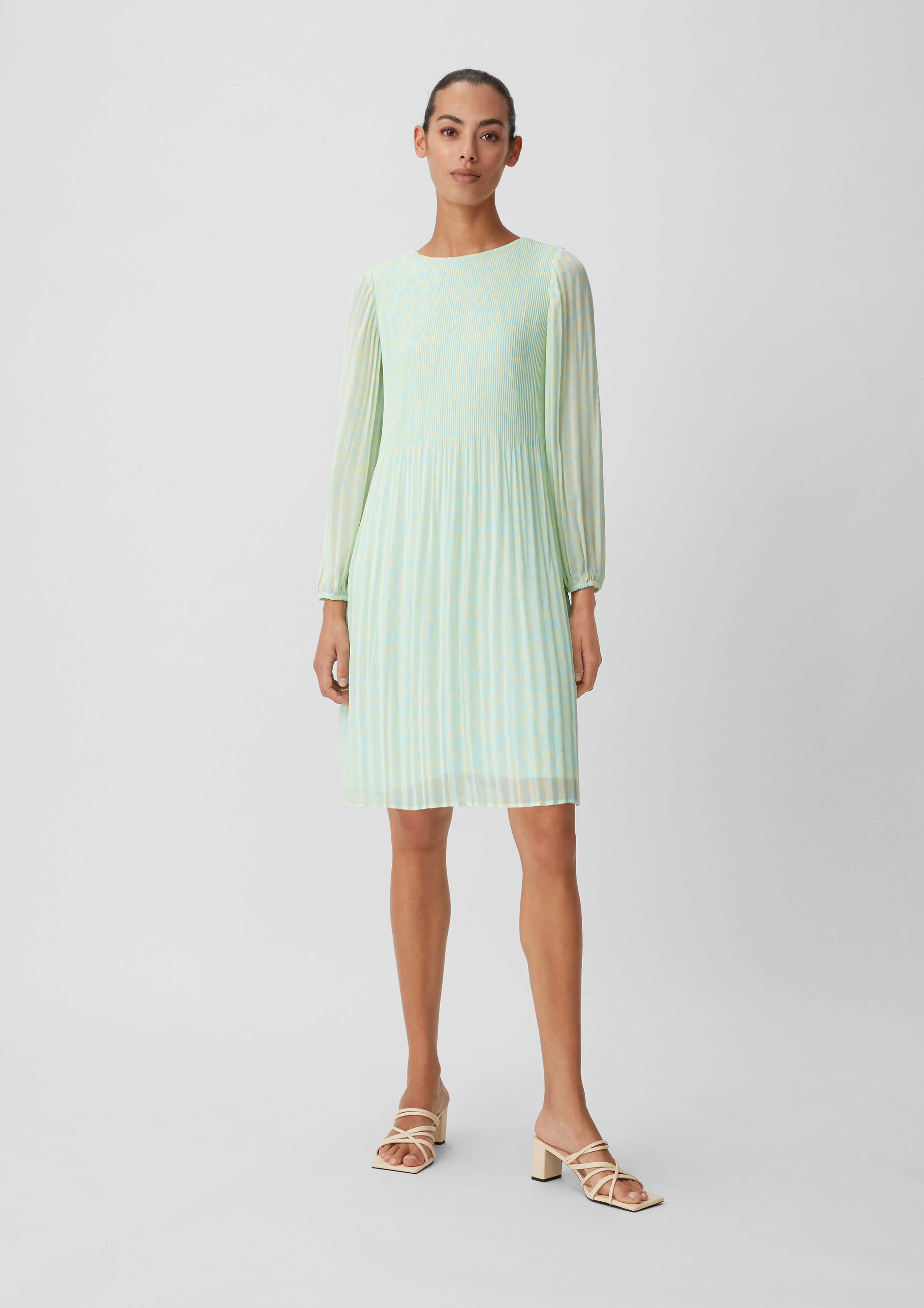 Kleid