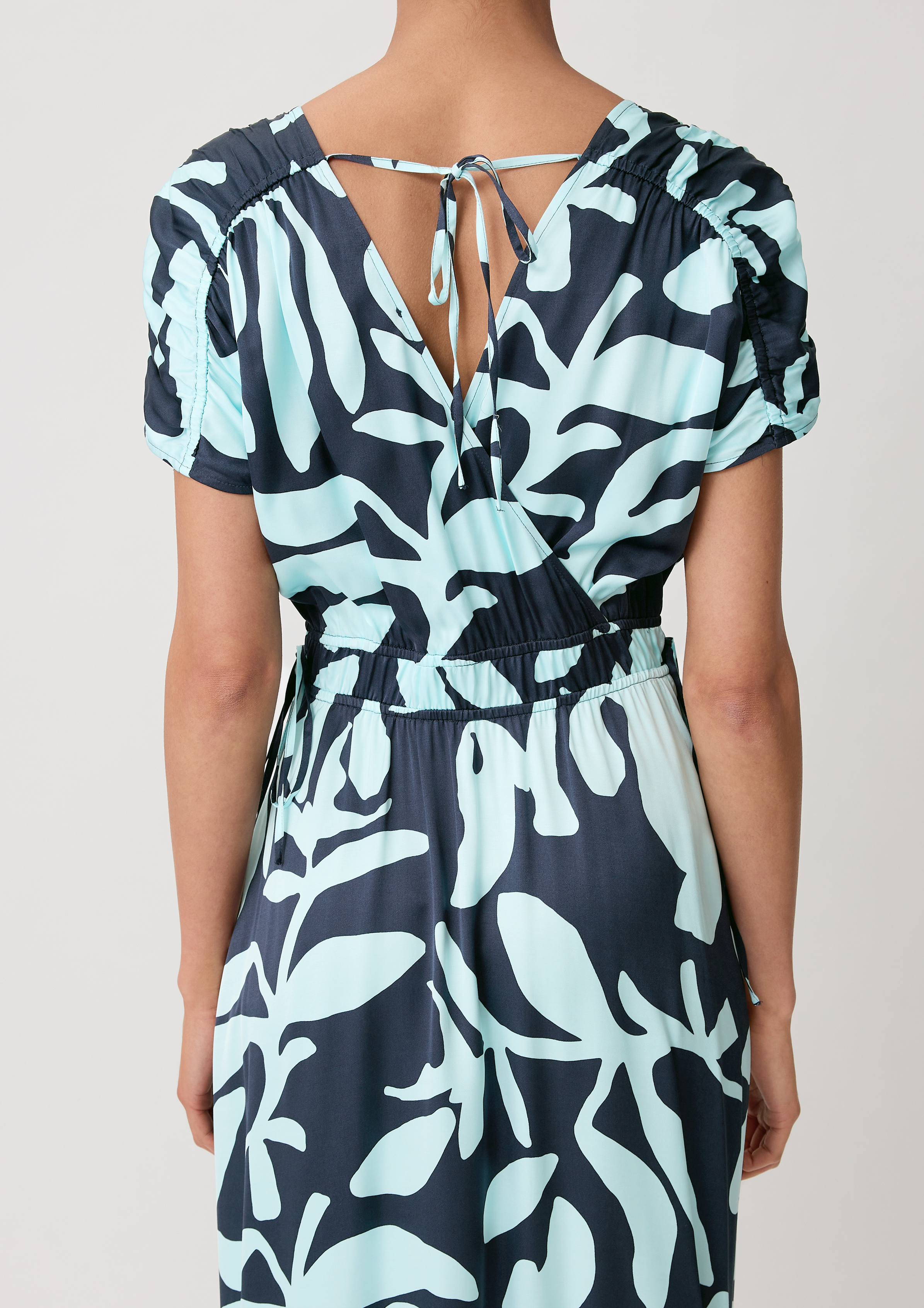 Kleid