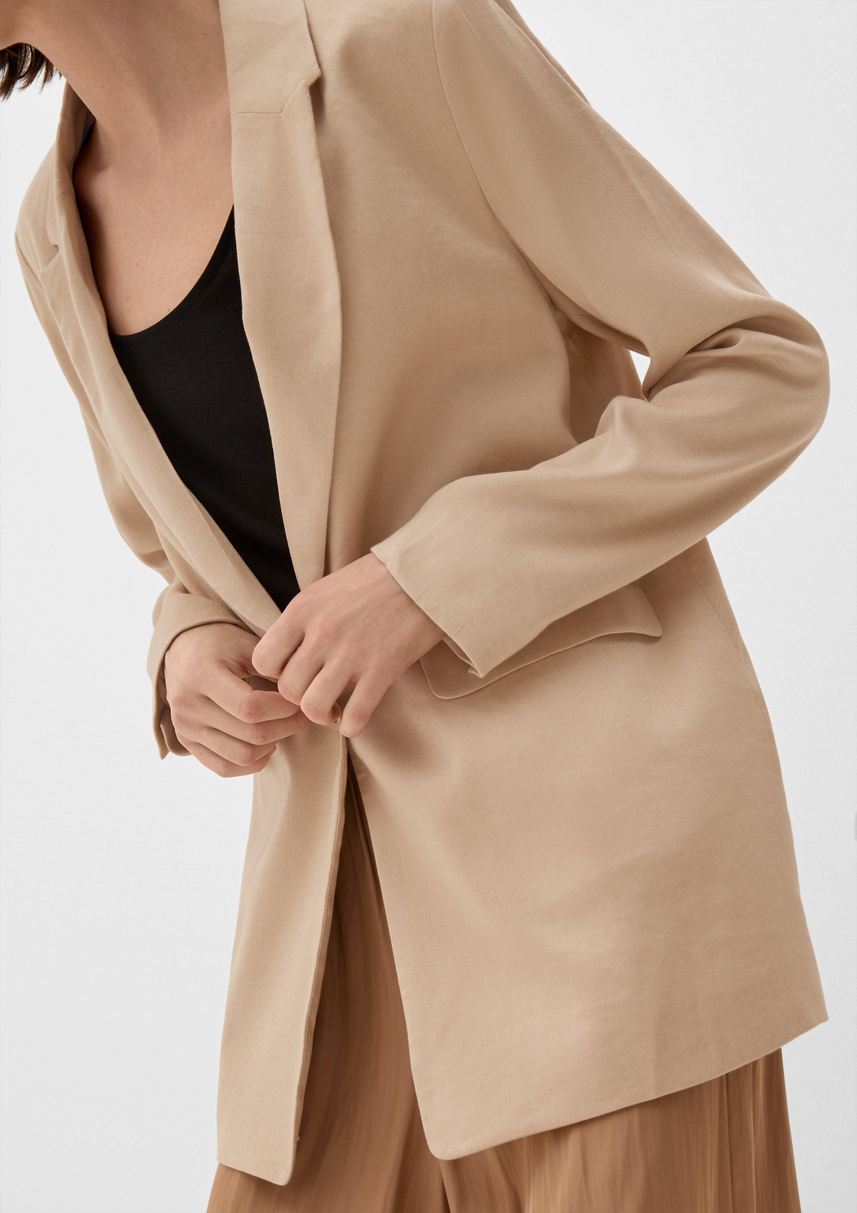 Indoor blazer