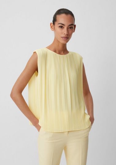 Chiffon blouse with pleats from comma