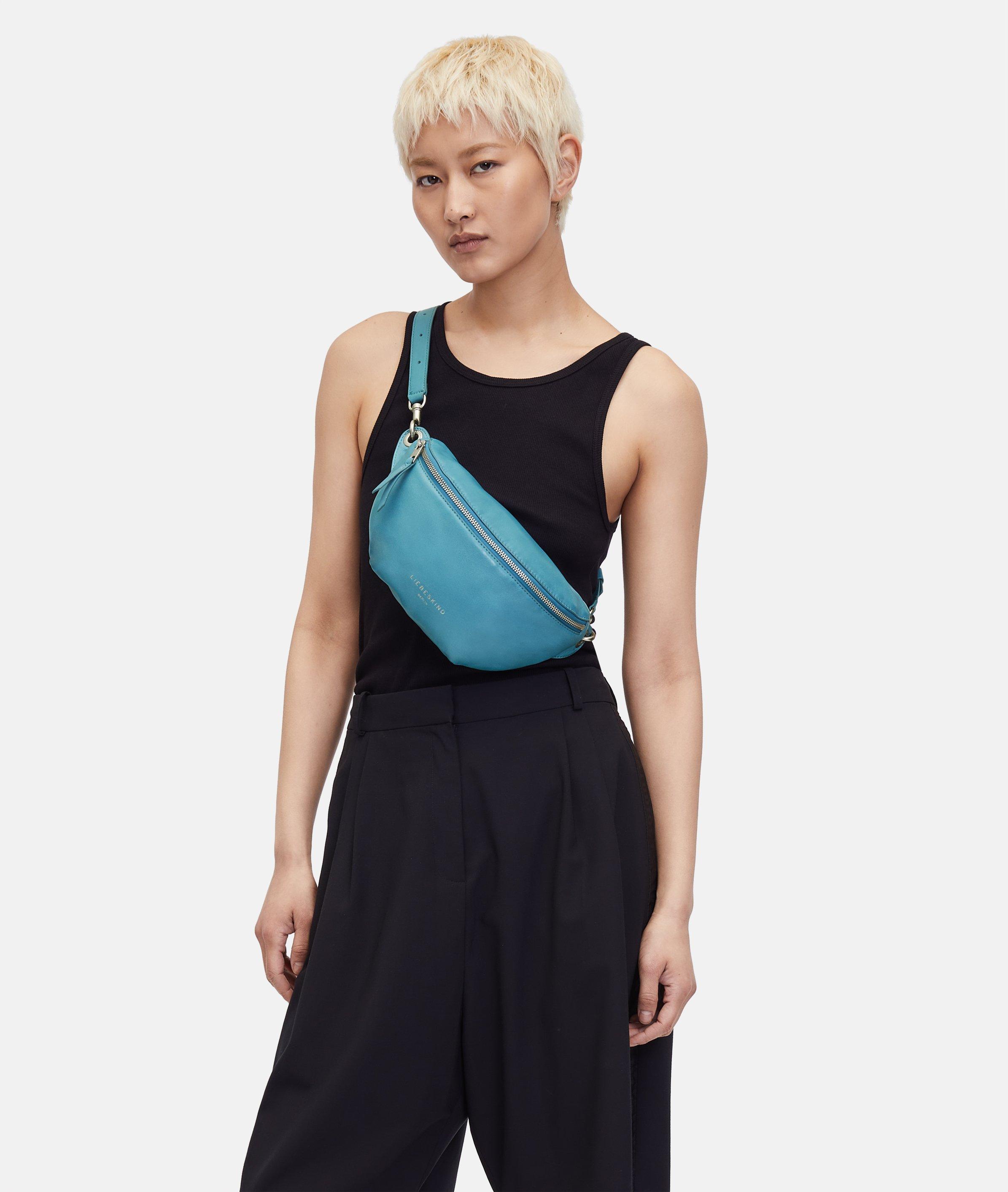 Tavia Belt Bag M