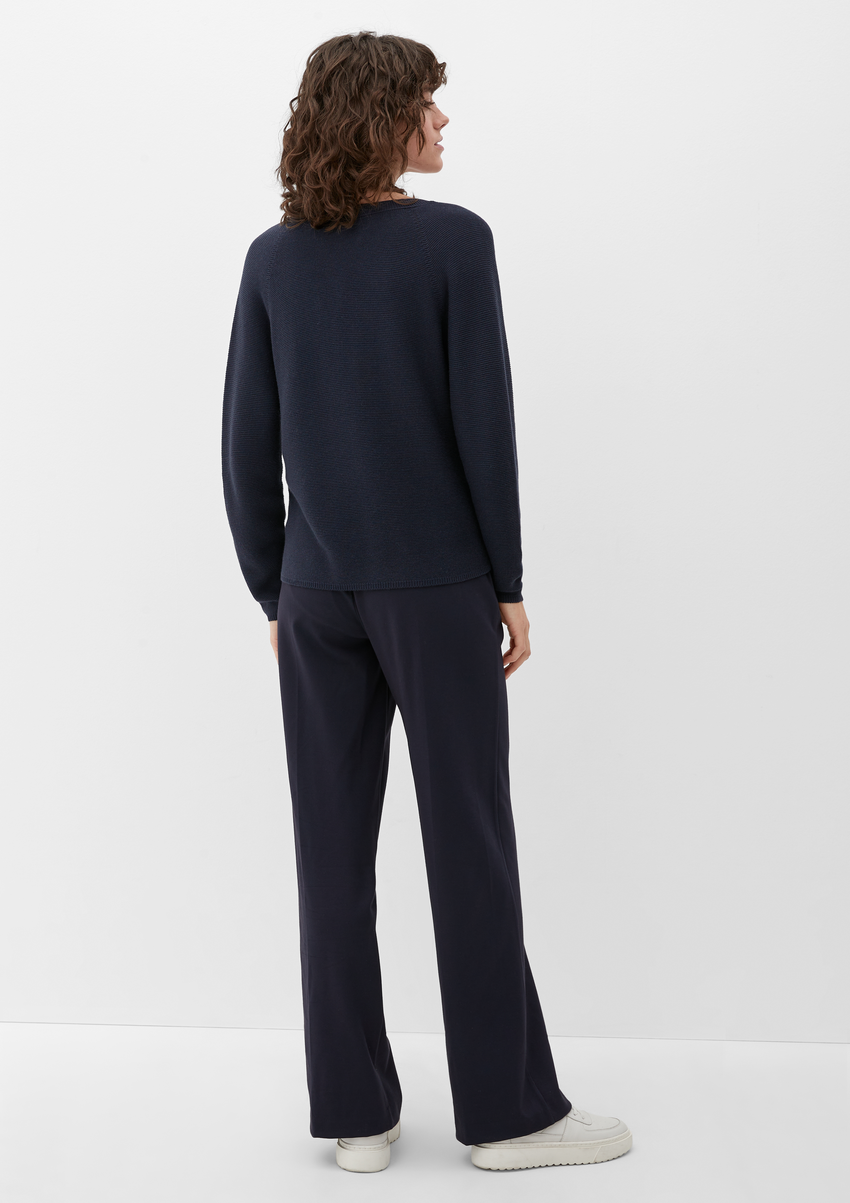 Knitted pullover