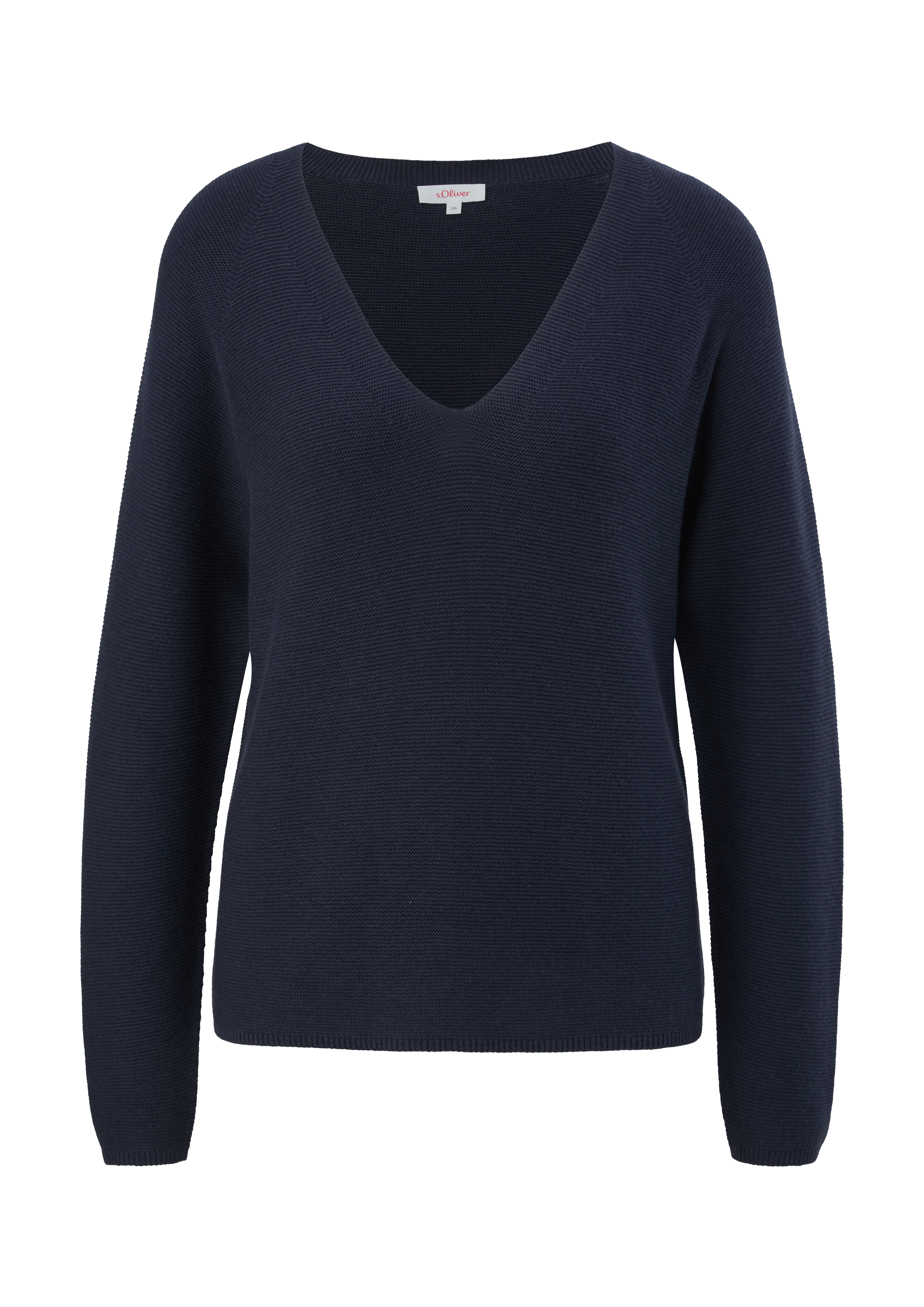 Knitted pullover