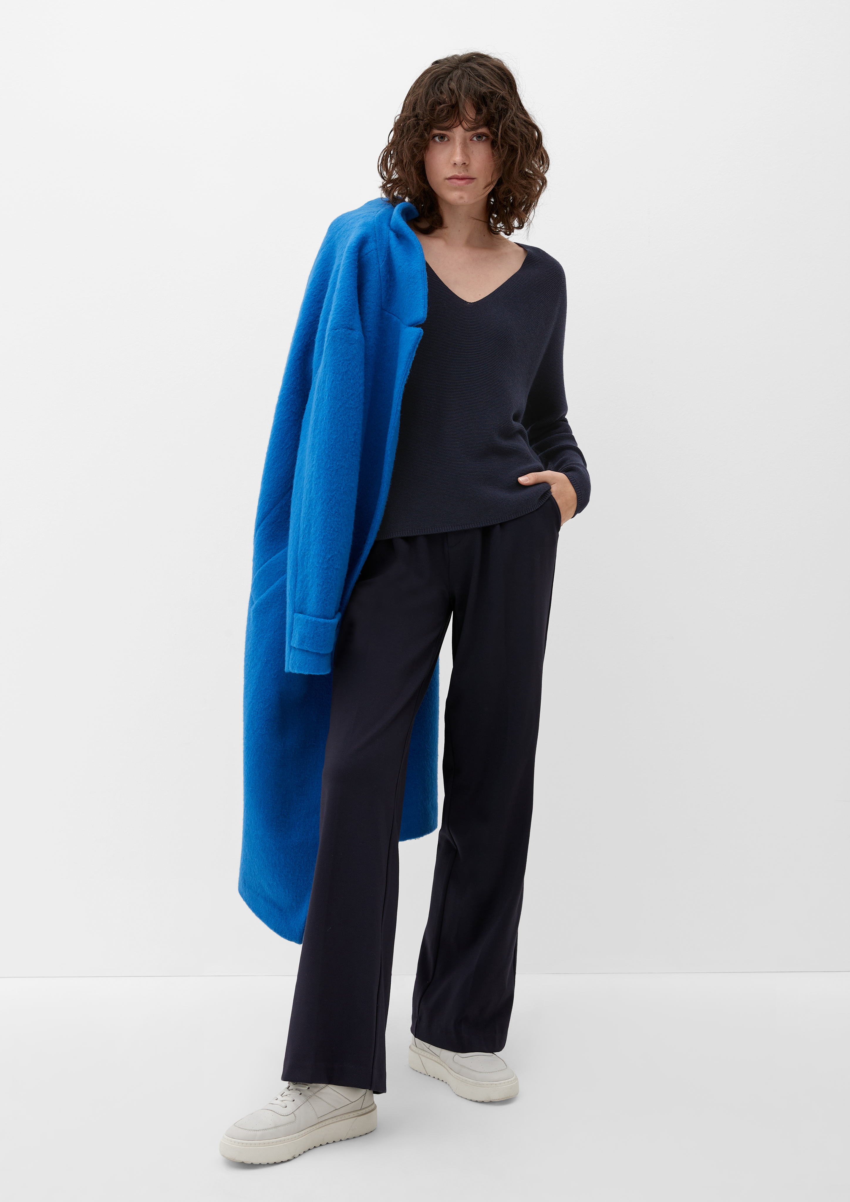 Knitted pullover