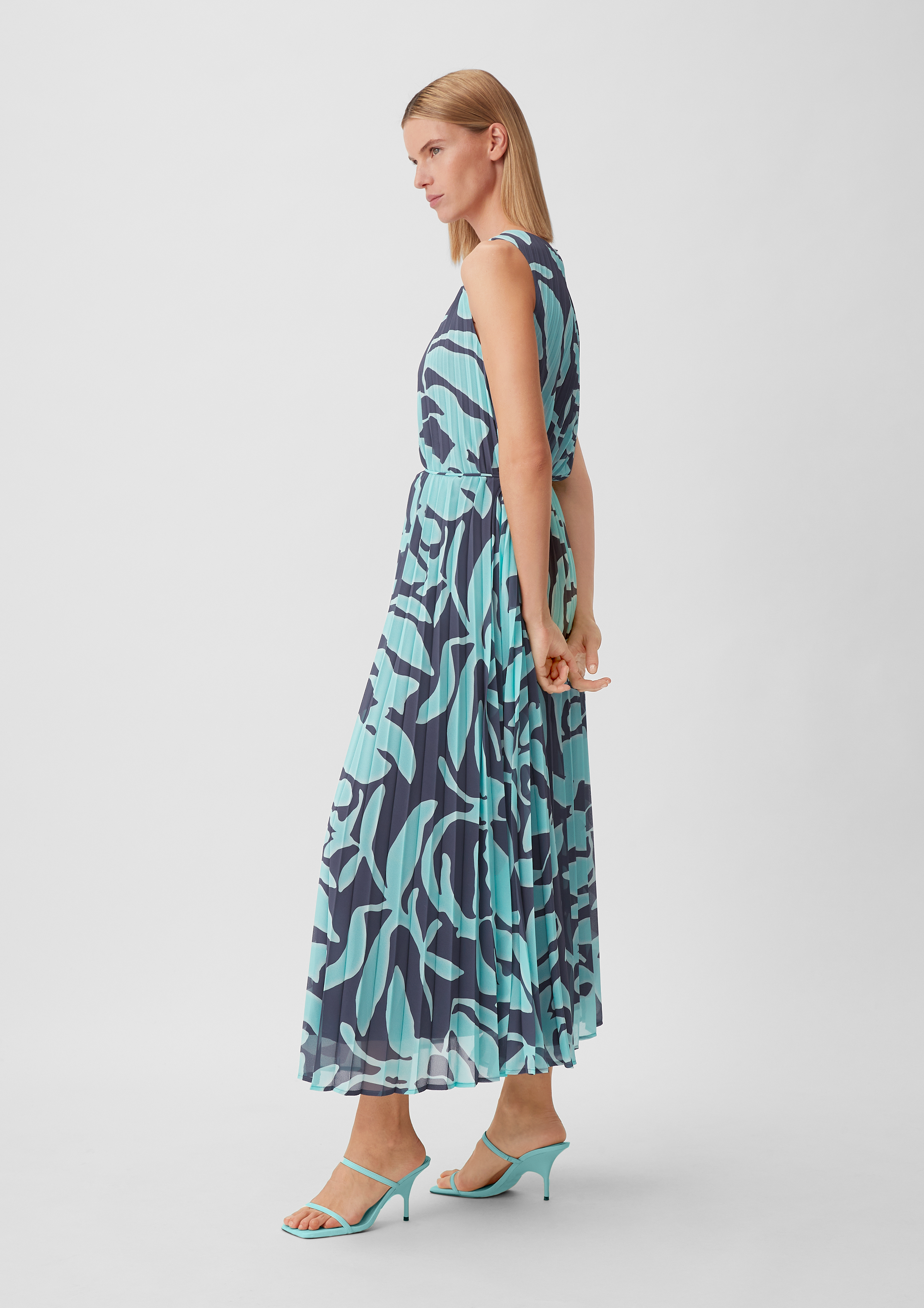Kleid