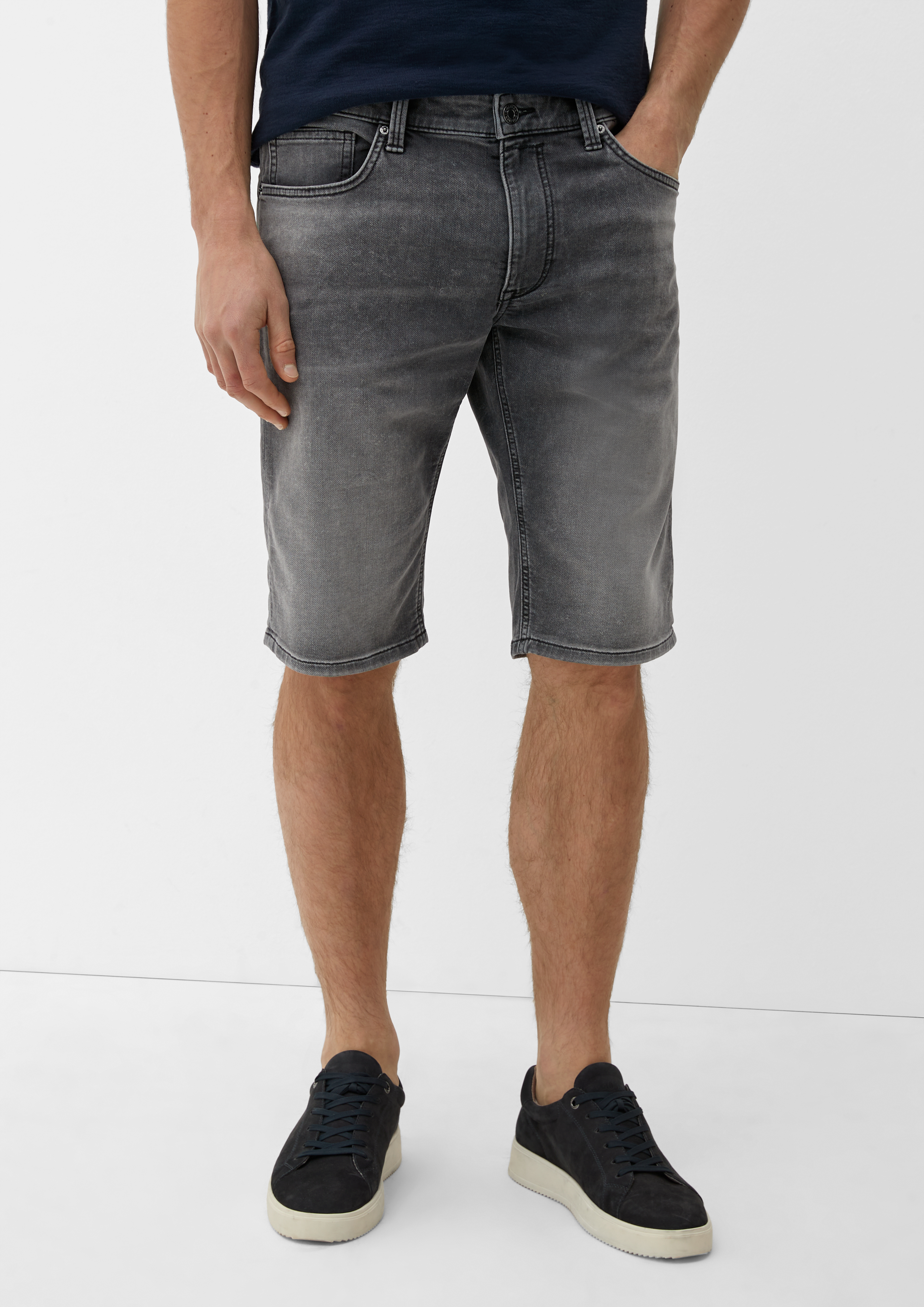 Denim trousers