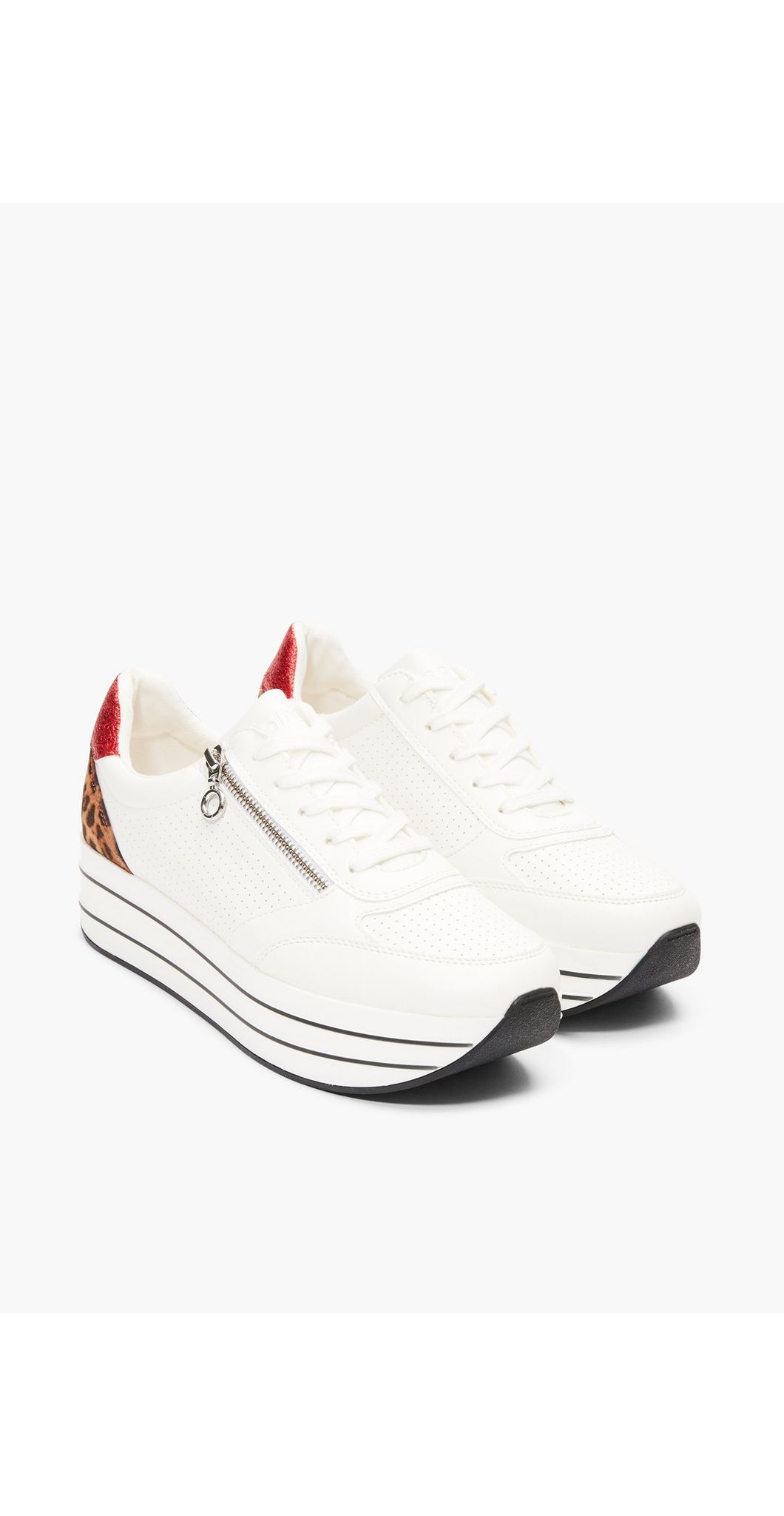 Sneaker mit Kontrast Details kaufen | s.Oliver Shop Sneaker mit Kontrast Details kaufen | s.Oliver Shop